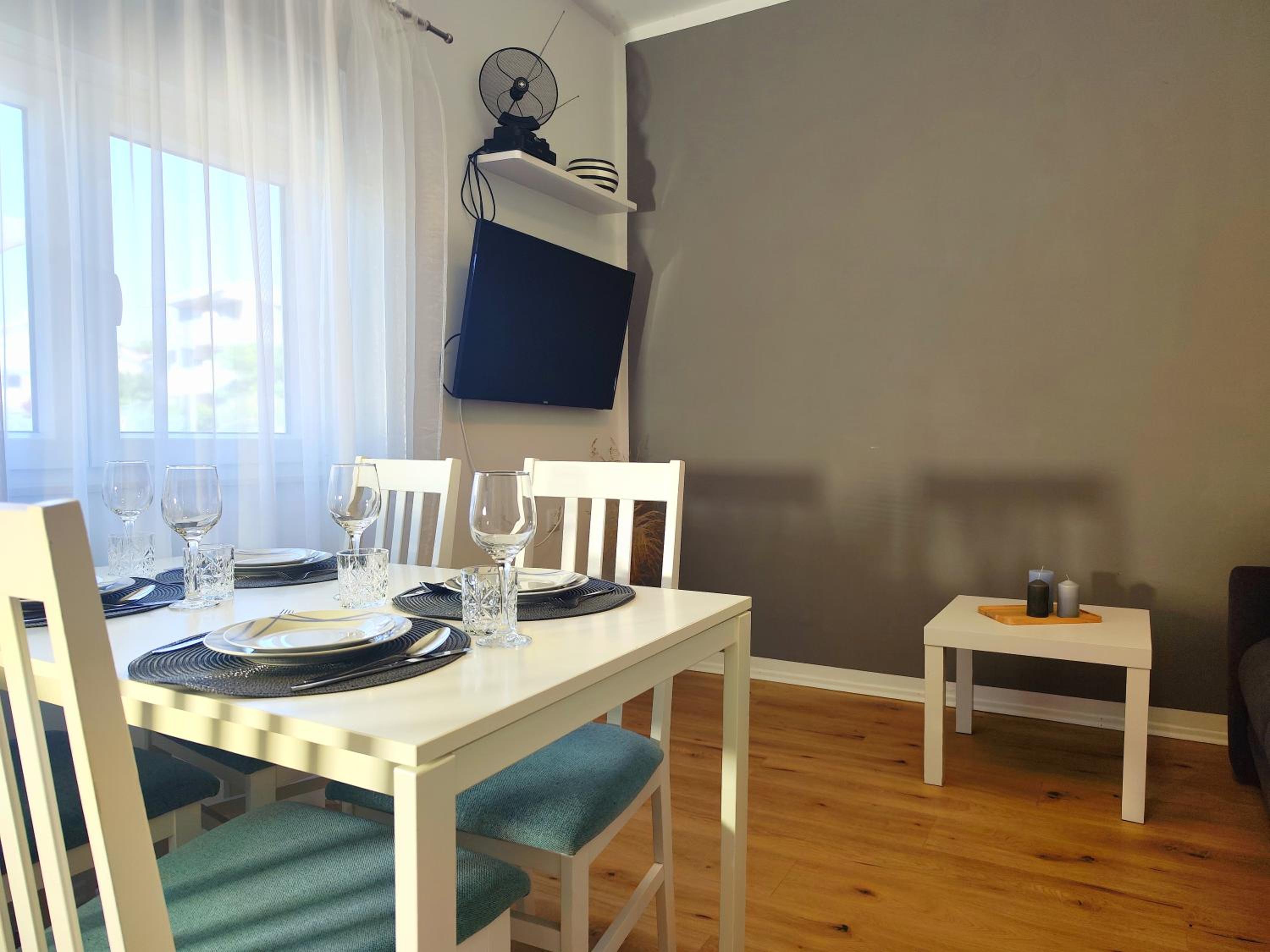 Karmela Apartment - Private parking