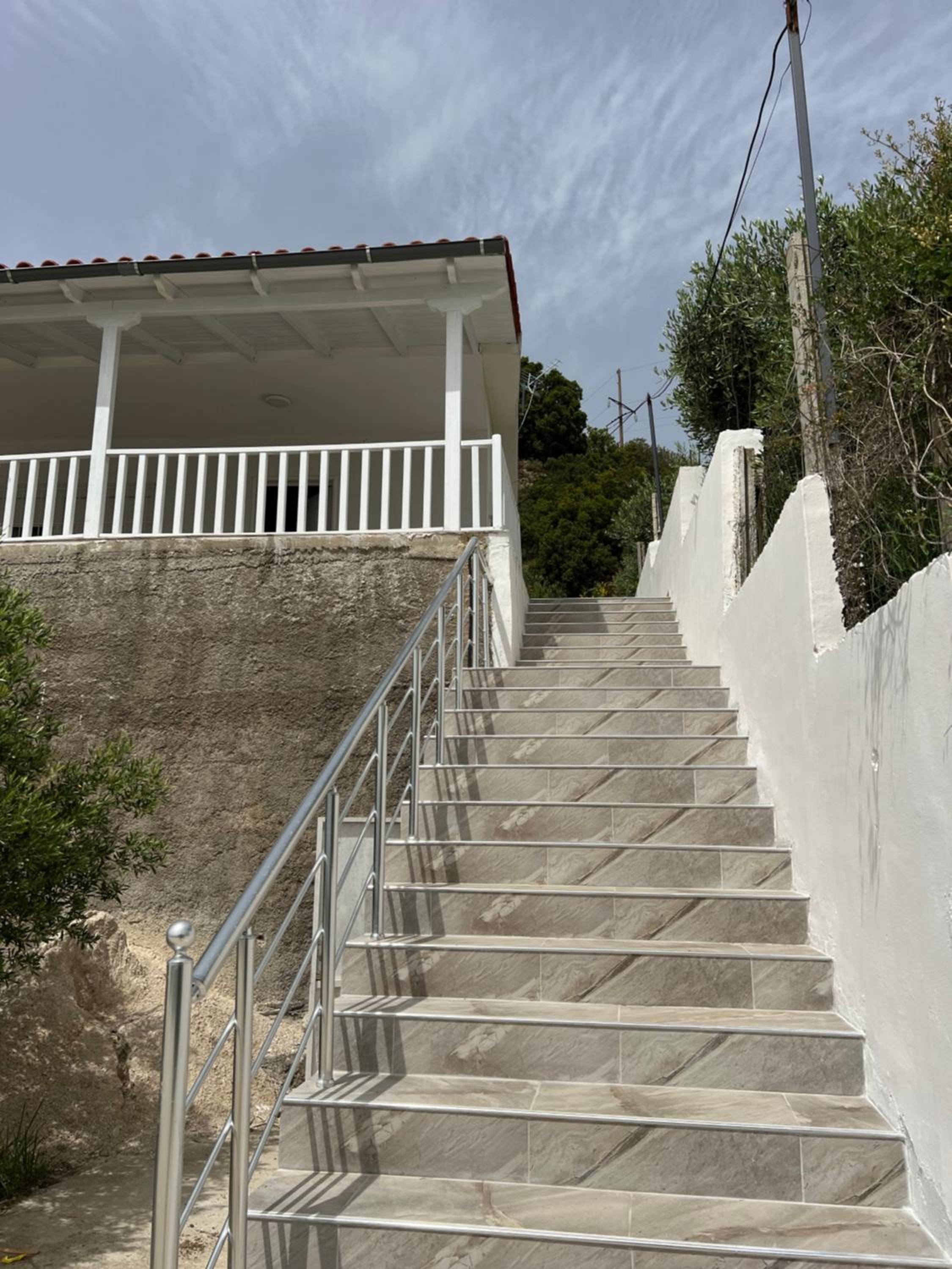 3 Bedrooms Holiday Home with Sea View