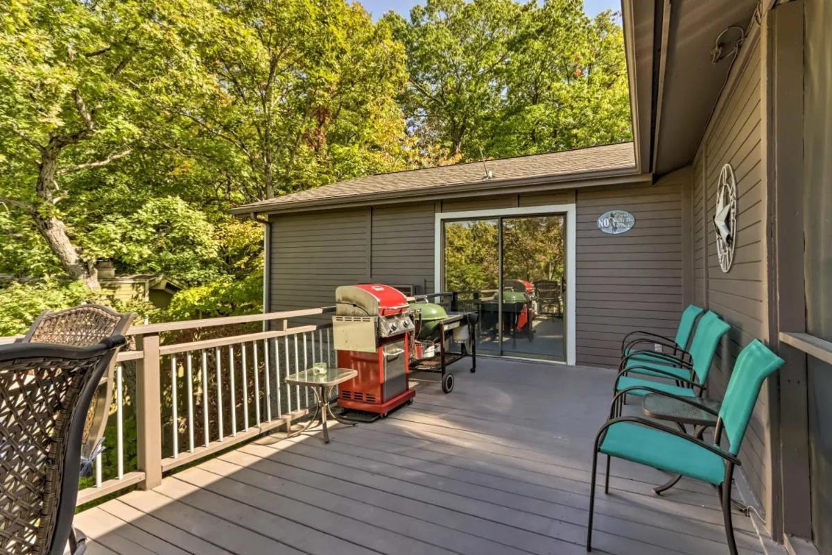 Treetop Lake Escape view 4
