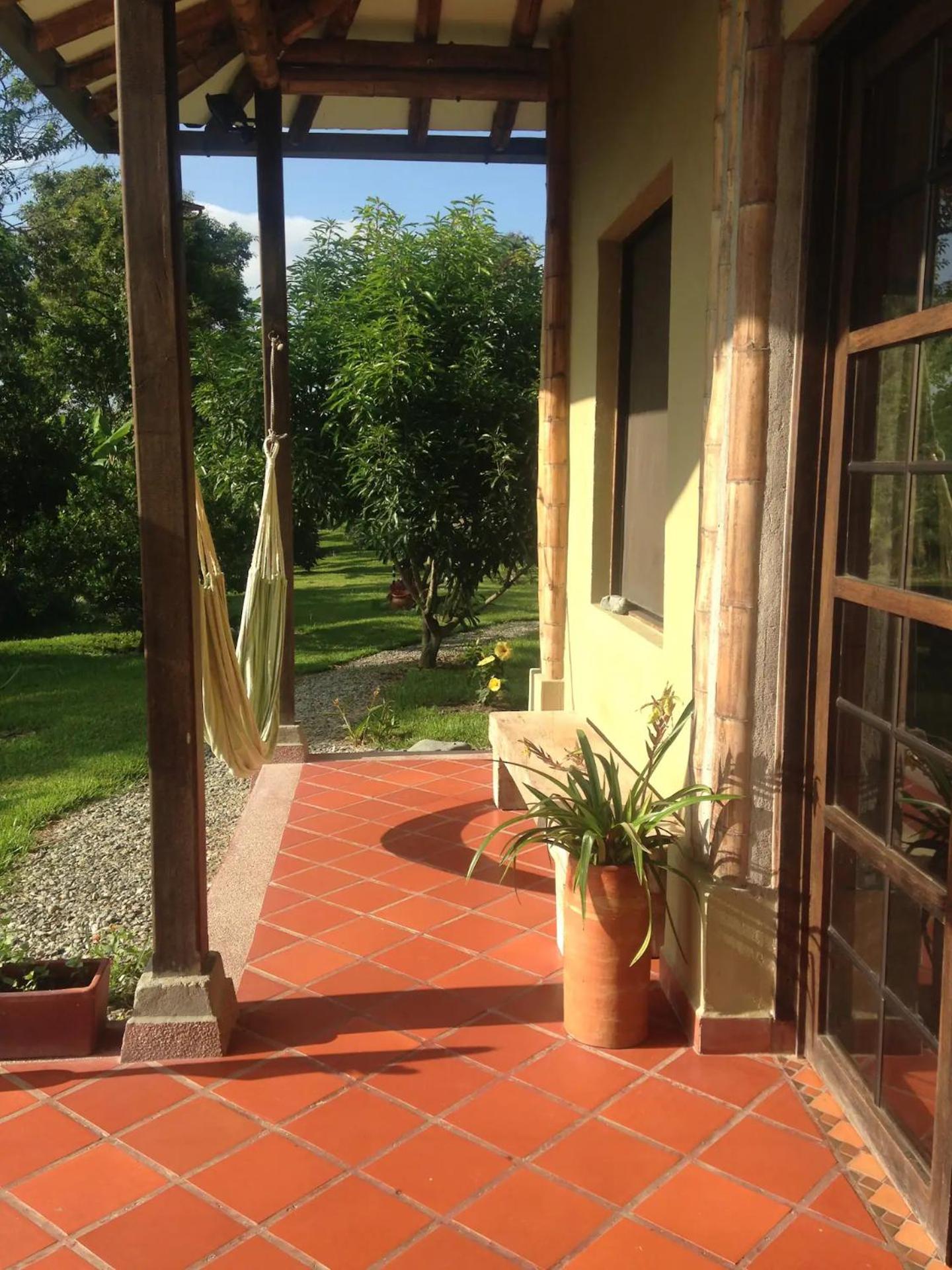 Charming Coffee Region Farm Escape