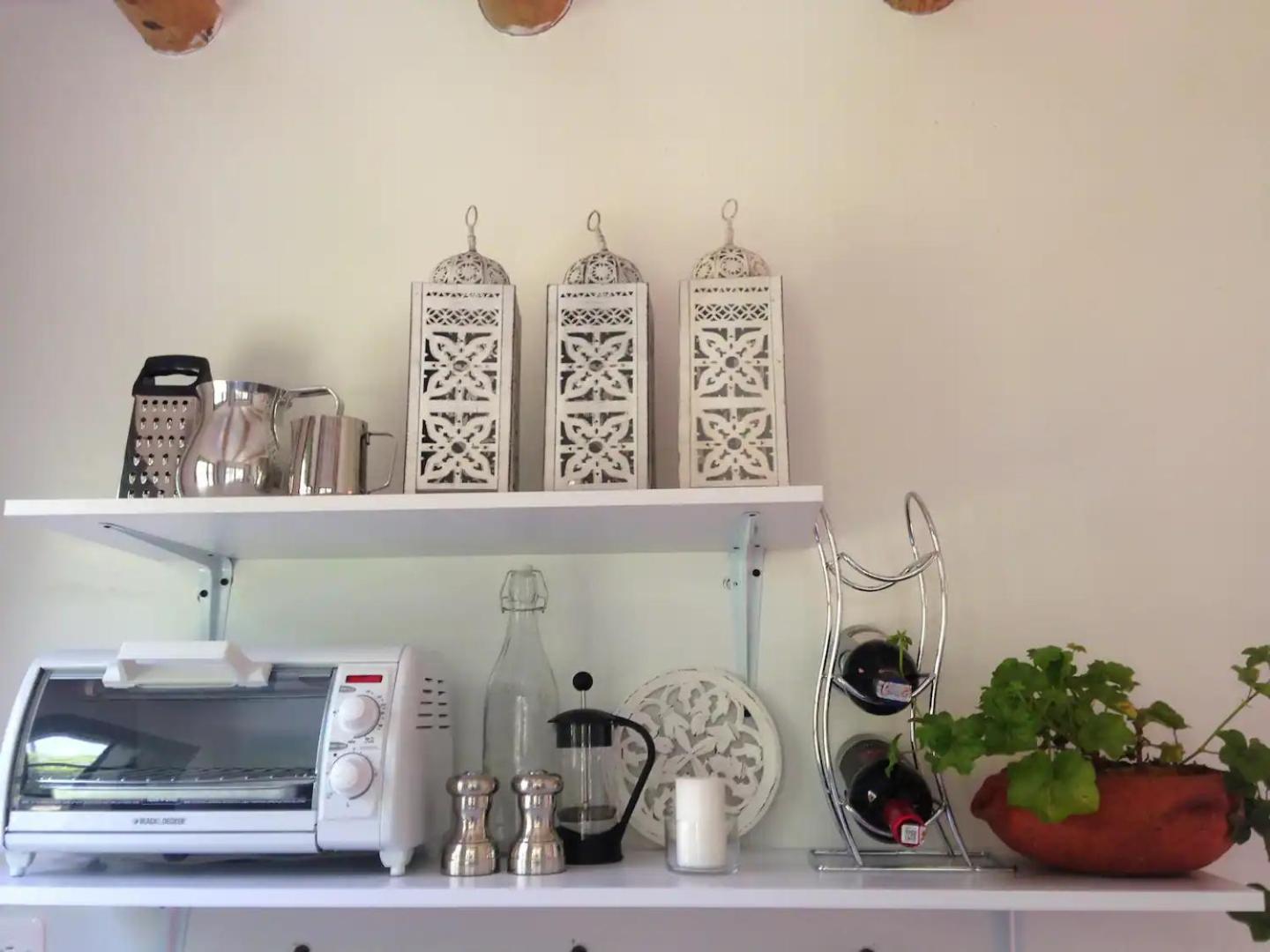 Charming Coffee Region Farm Escape