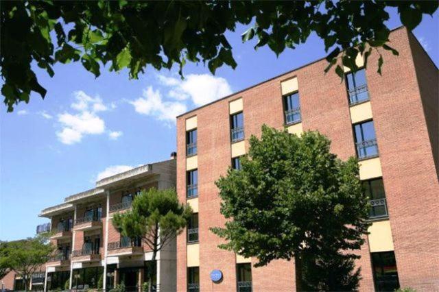 Hotel Olimpia - Image 1