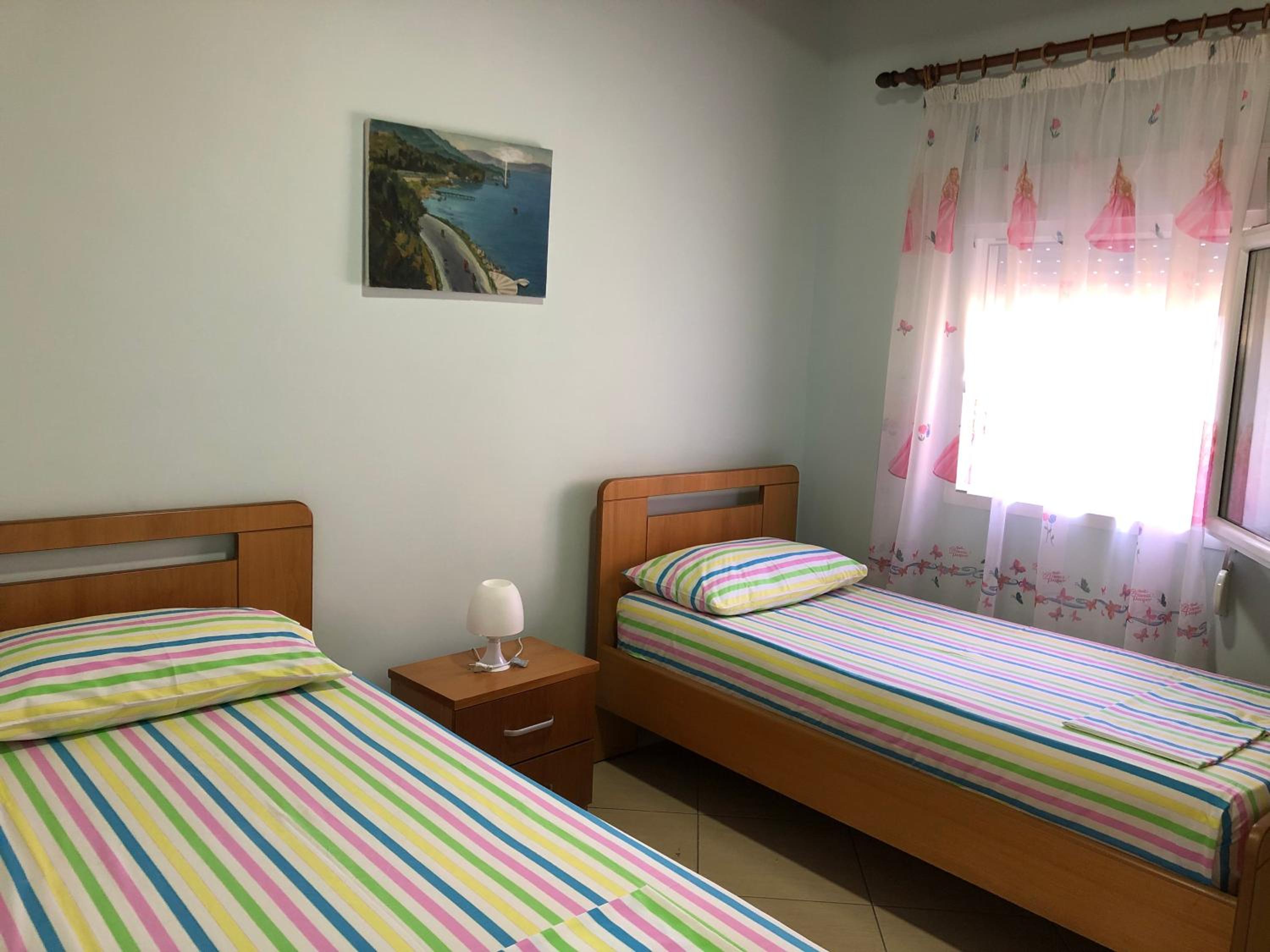 3 Bedrooms Holiday Home with Sea View