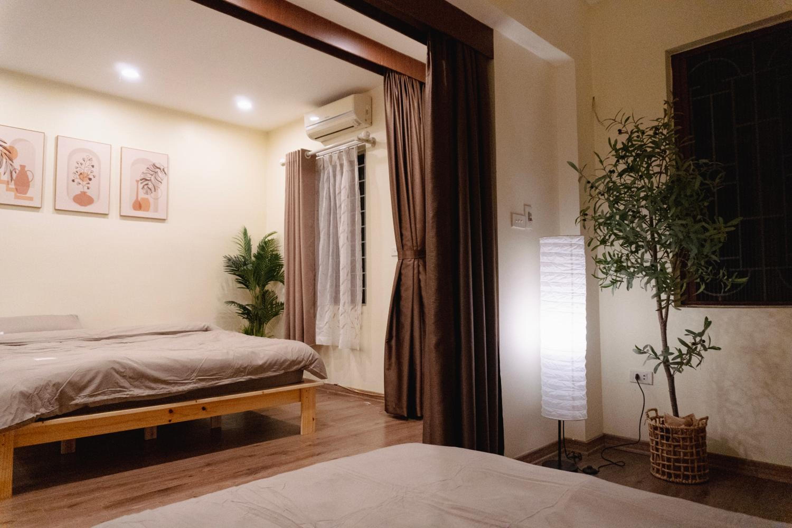 Hanoi Old Quarter - Unique Design Apartment