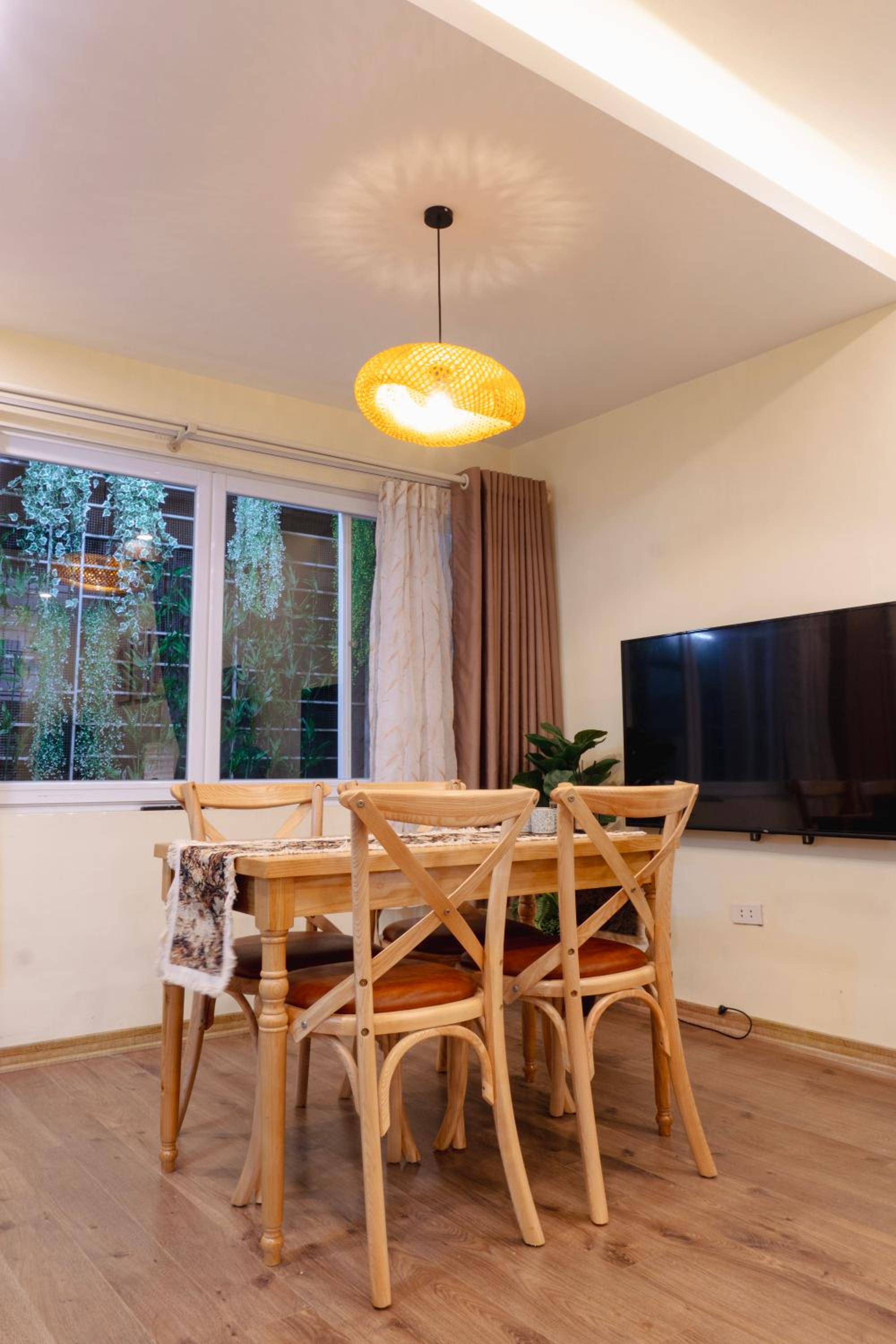 Hanoi Old Quarter - Unique Design Apartment