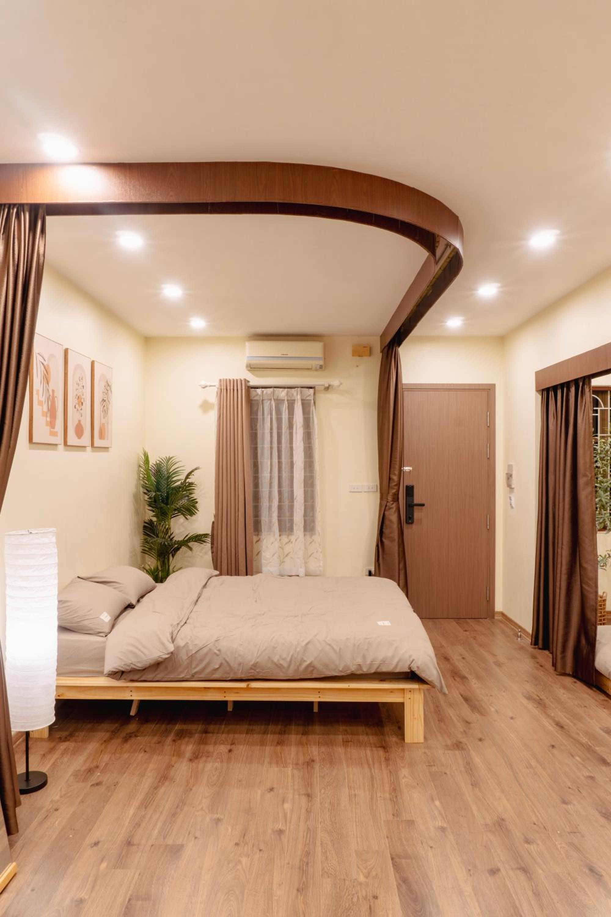 Hanoi Old Quarter - Unique Design Apartment