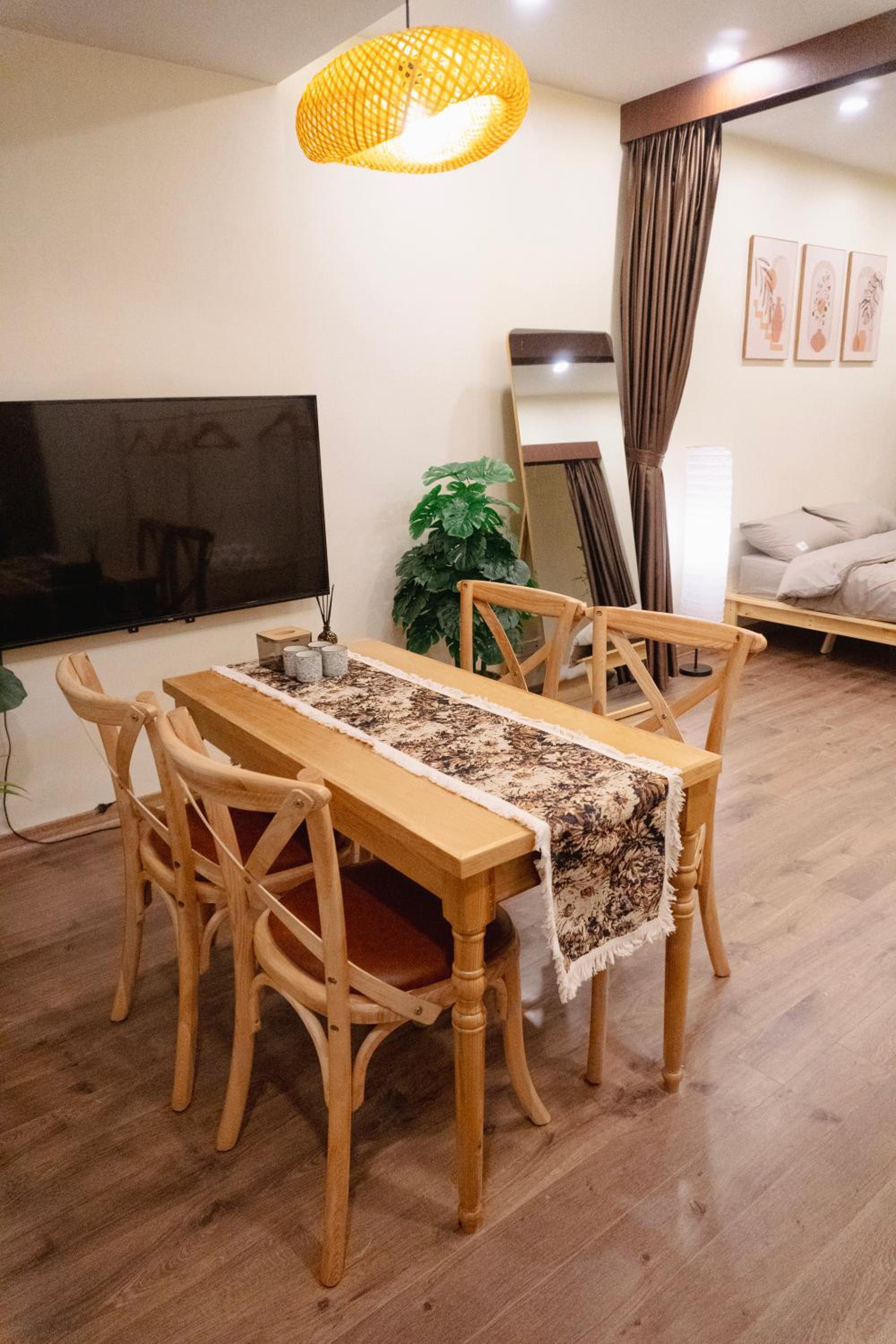 Hanoi Old Quarter - Unique Design Apartment
