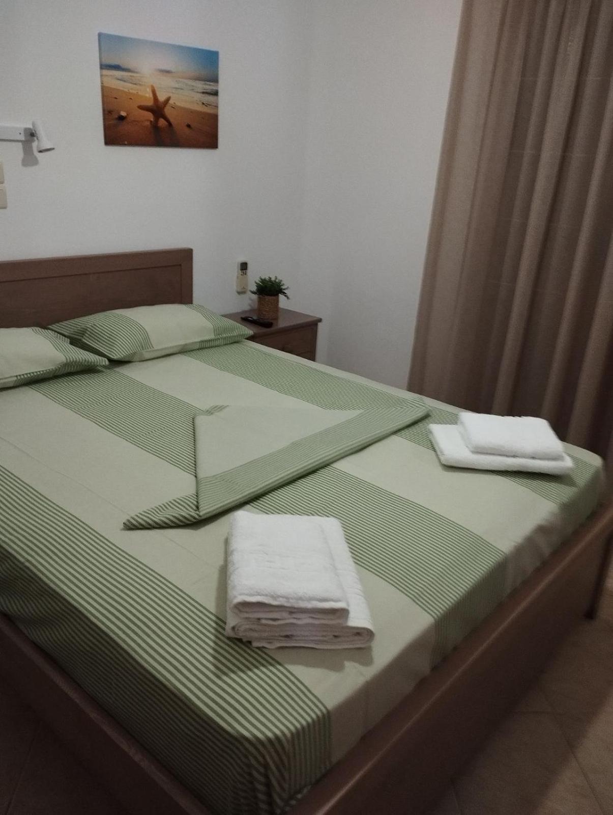 ANATOLI ROOMS SERIFOS