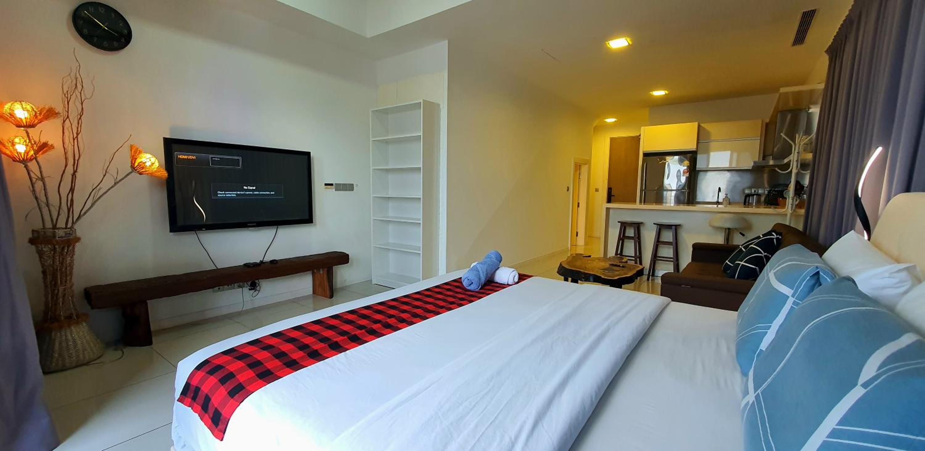 MCity Ampang (Room in shared apartment)
