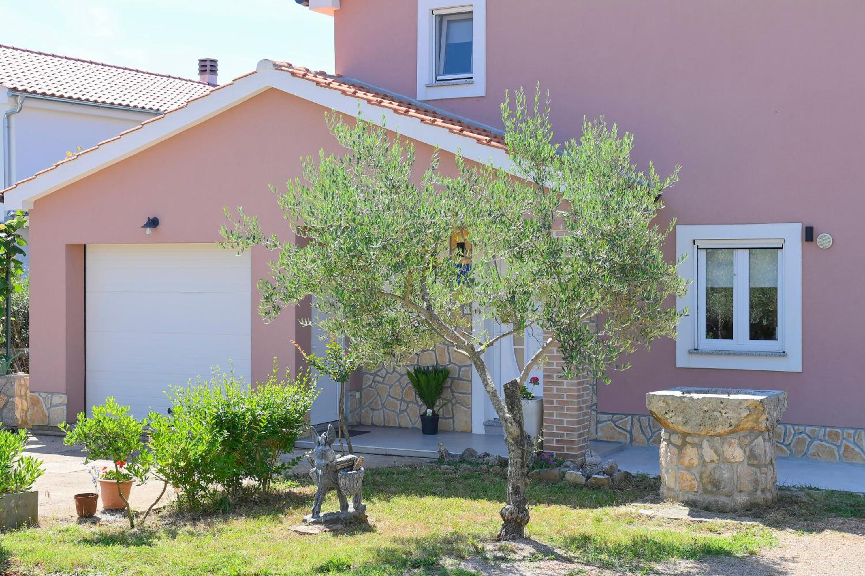 Vacation house Ulika view 4