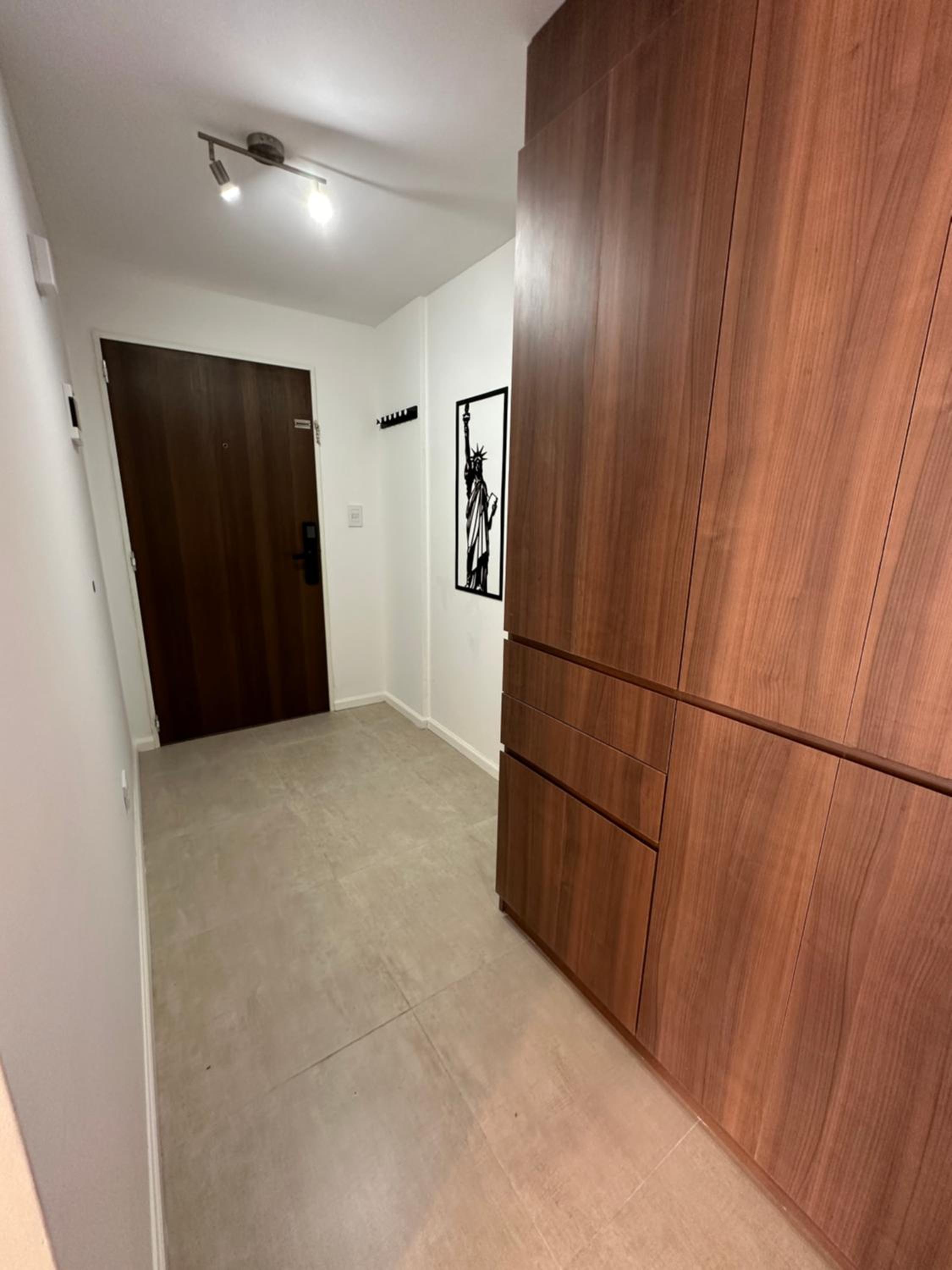 Zafiro ART ONE - Modern Apartment