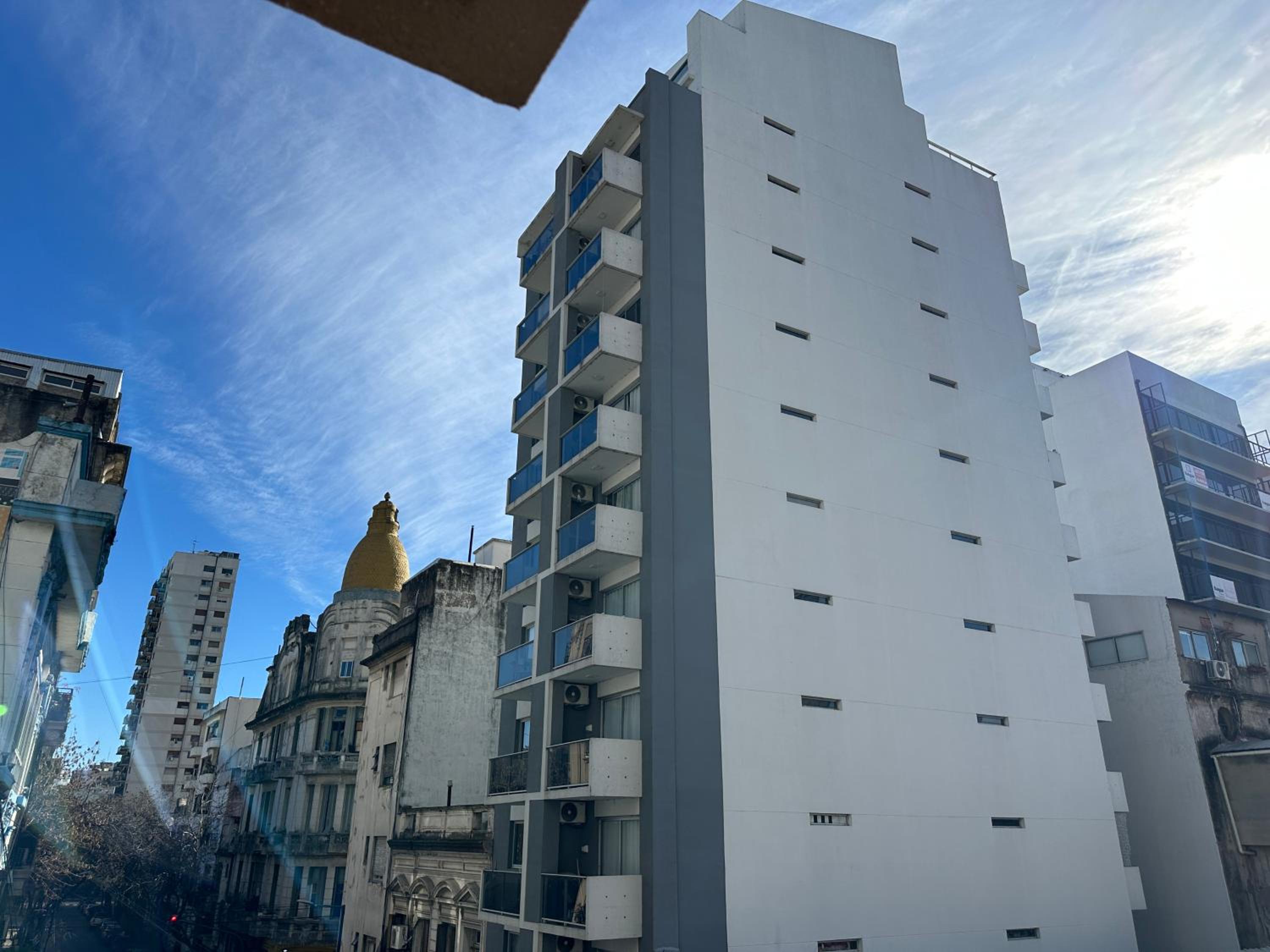 Zafiro ART ONE - Modern Apartment