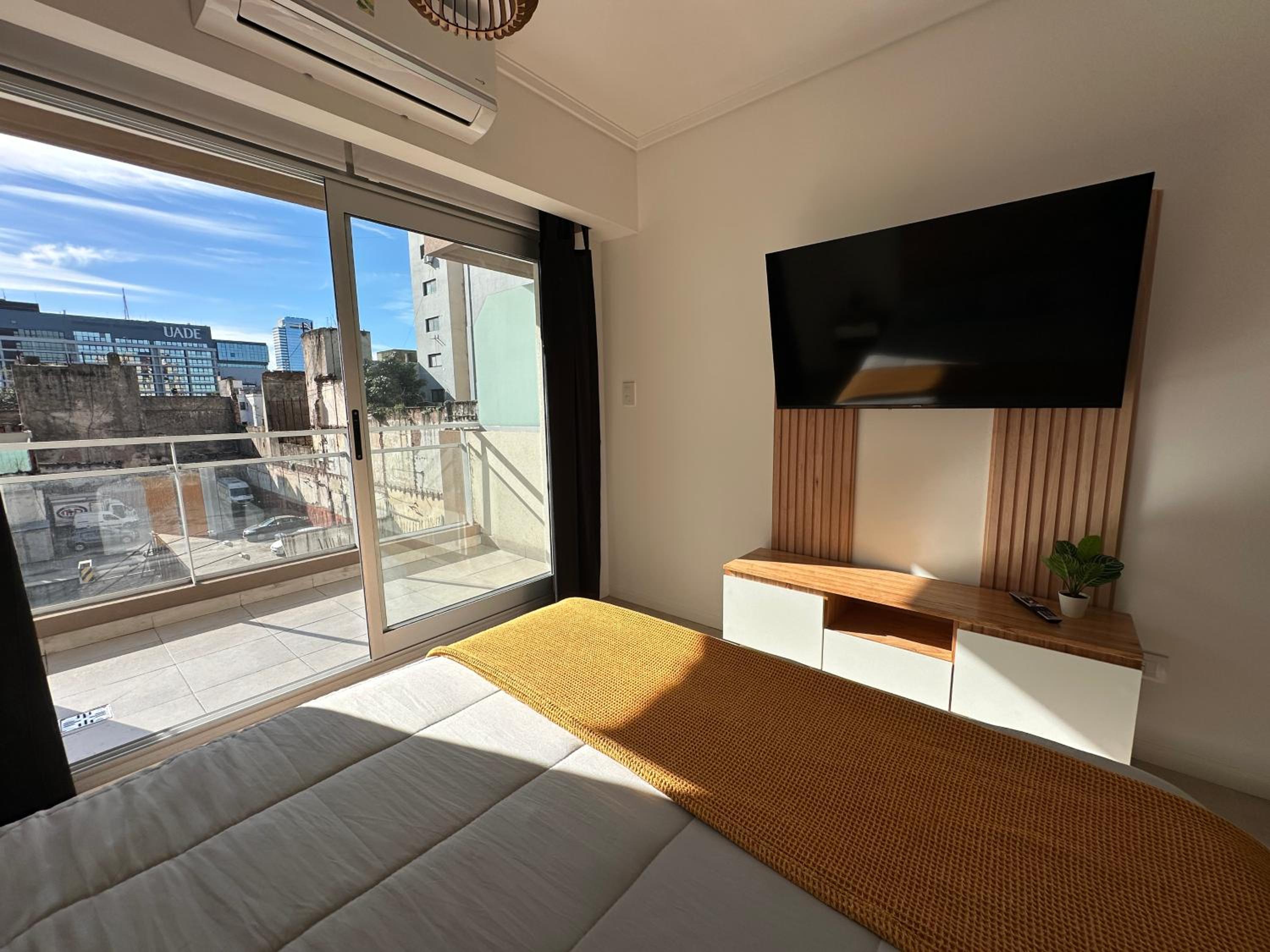 Zafiro ART ONE - Modern Apartment