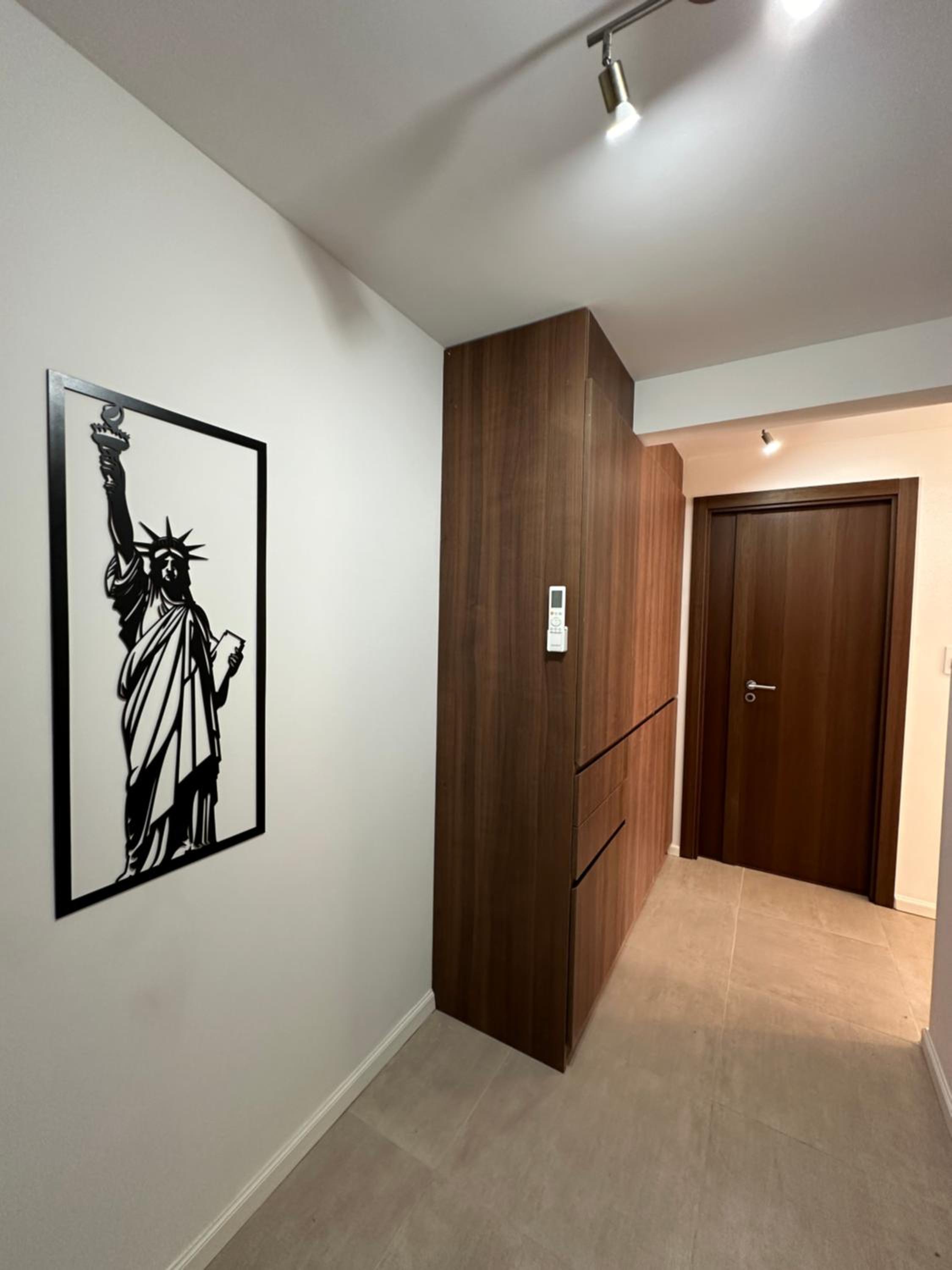 Zafiro ART ONE - Modern Apartment