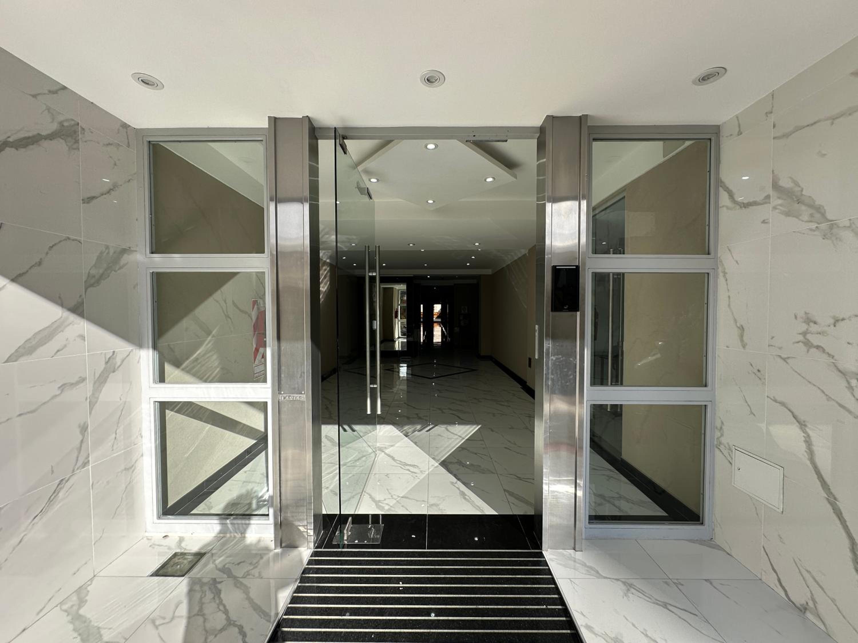 Zafiro ART ONE - Modern Apartment