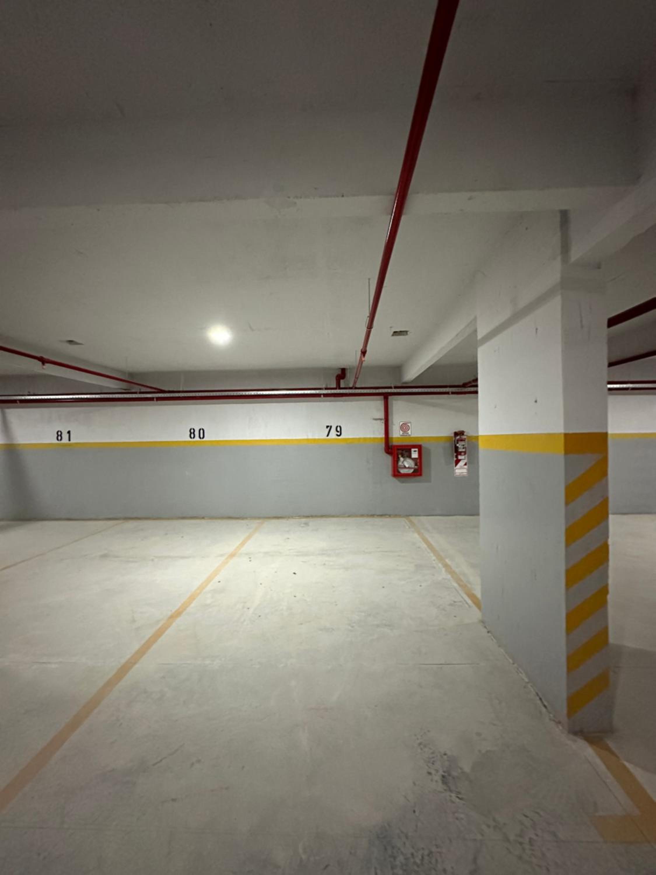 Zafiro ART ONE - Modern Apartment