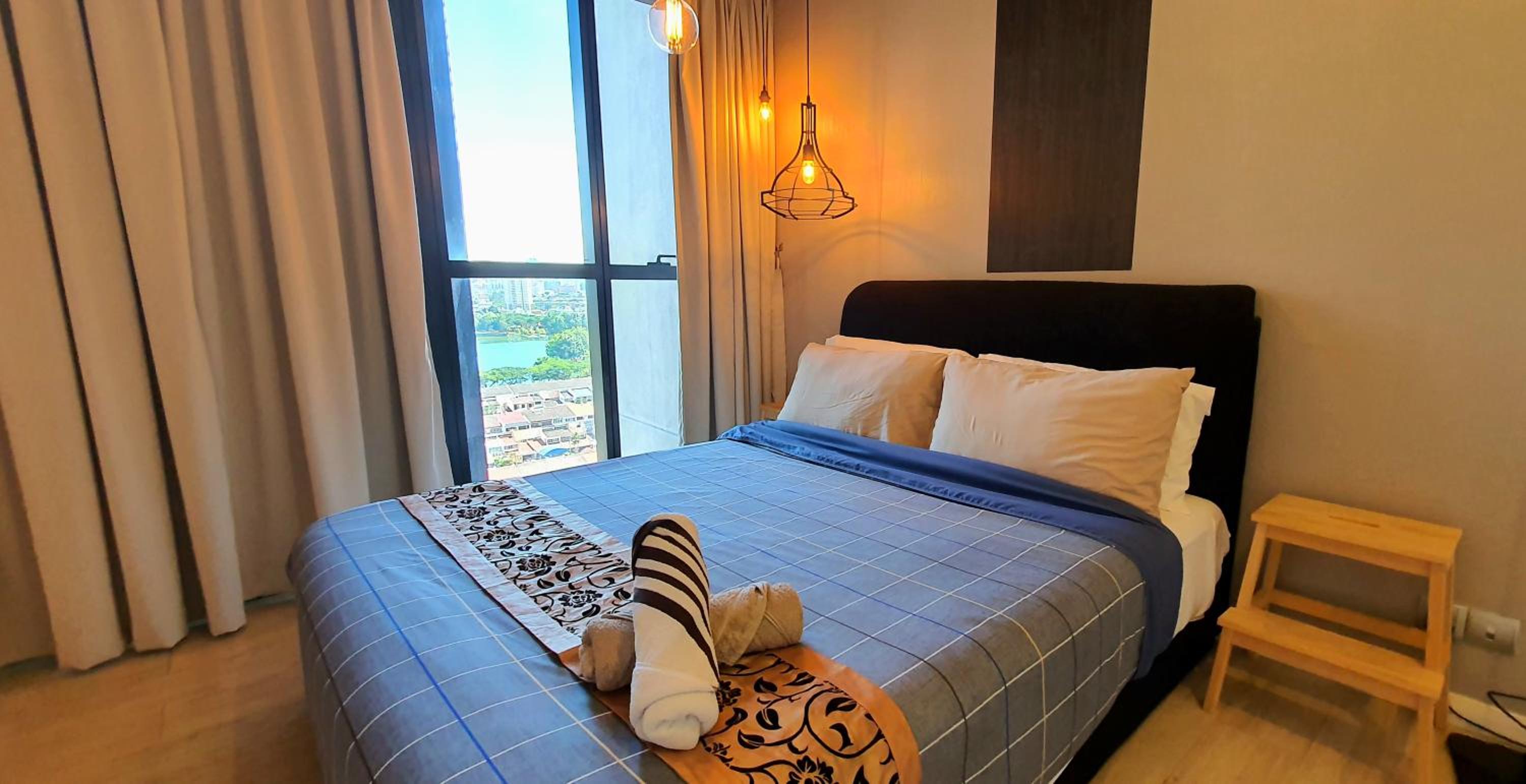 MCity Ampang (Room in shared apartment)