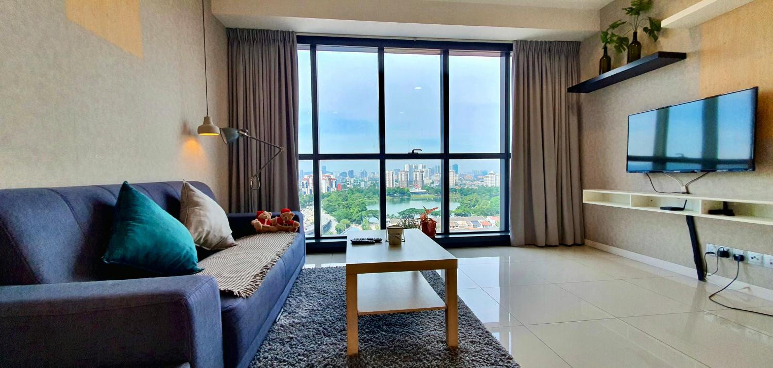 MCity Ampang (Room in shared apartment)