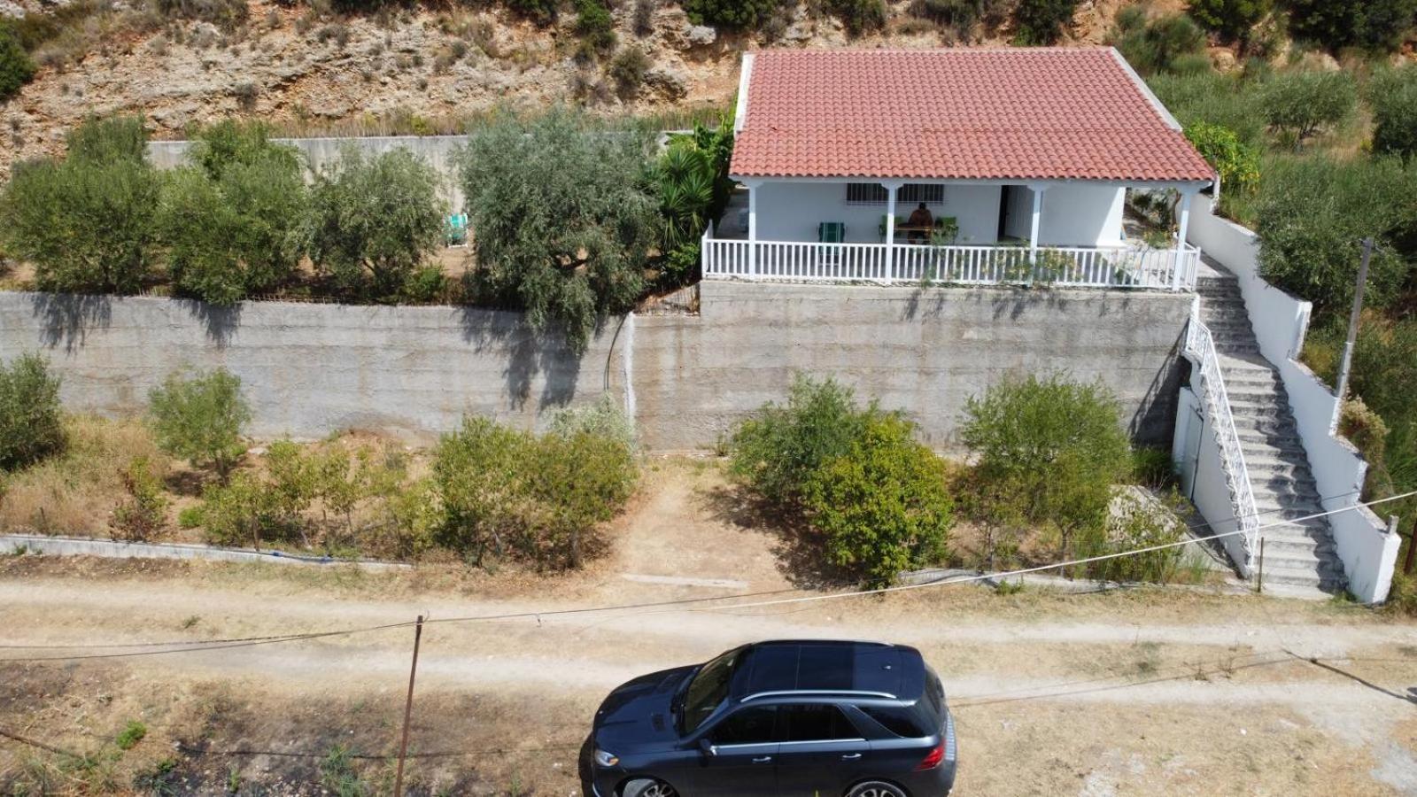 3 Bedrooms Holiday Home with Sea View
