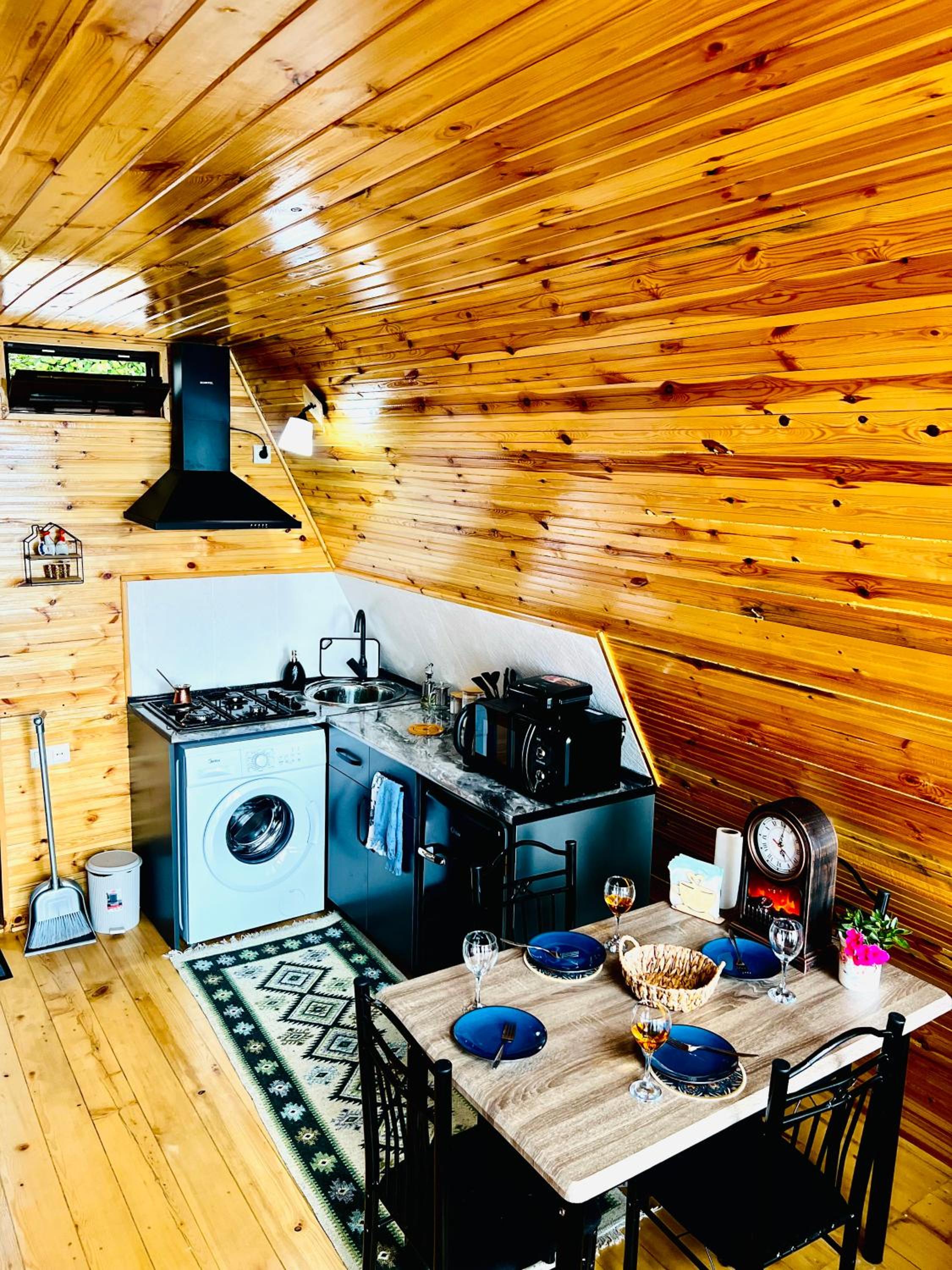 Wayside Cottage Livia
