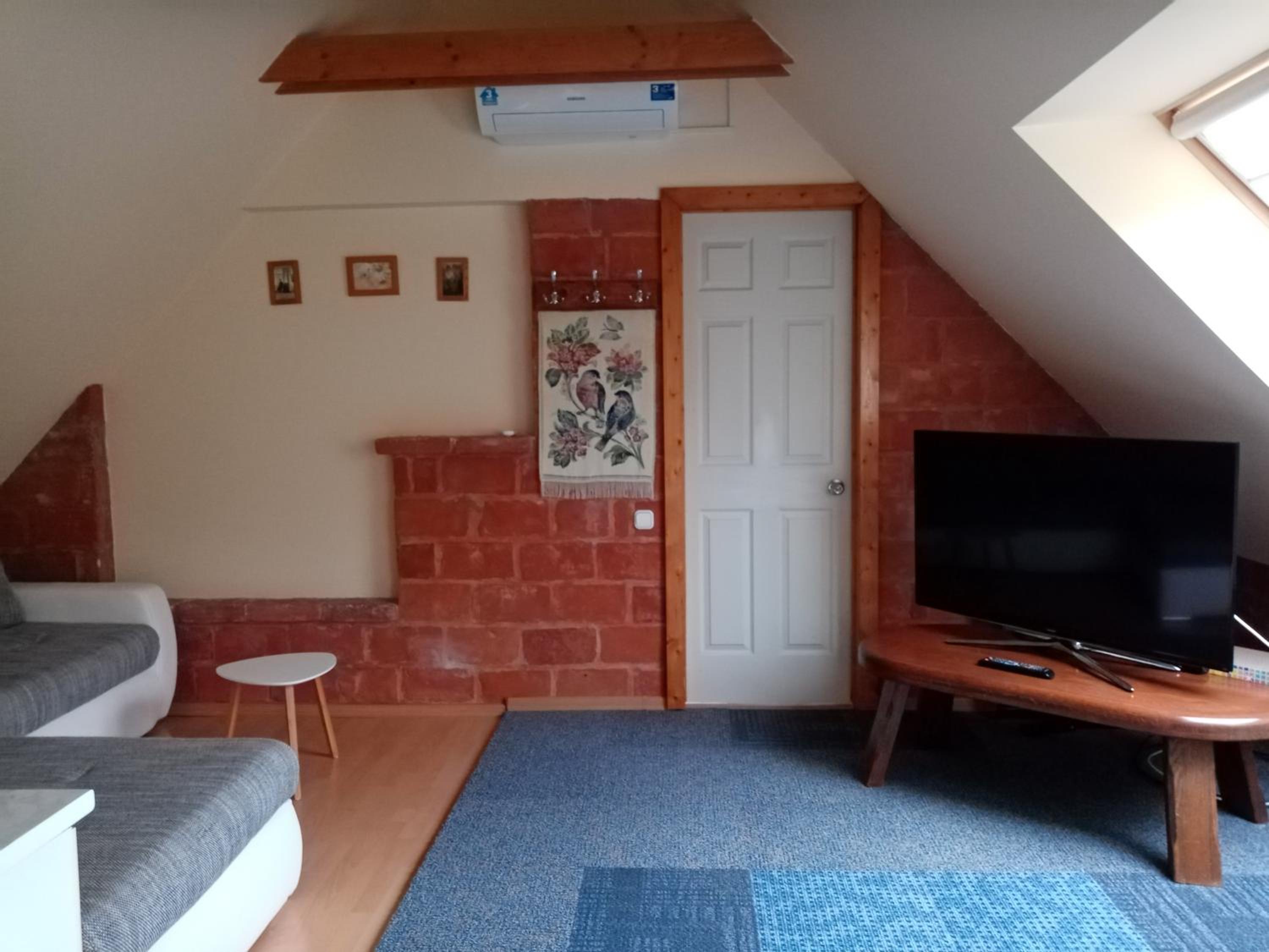 Négy Évszak Apartmanház view 3
