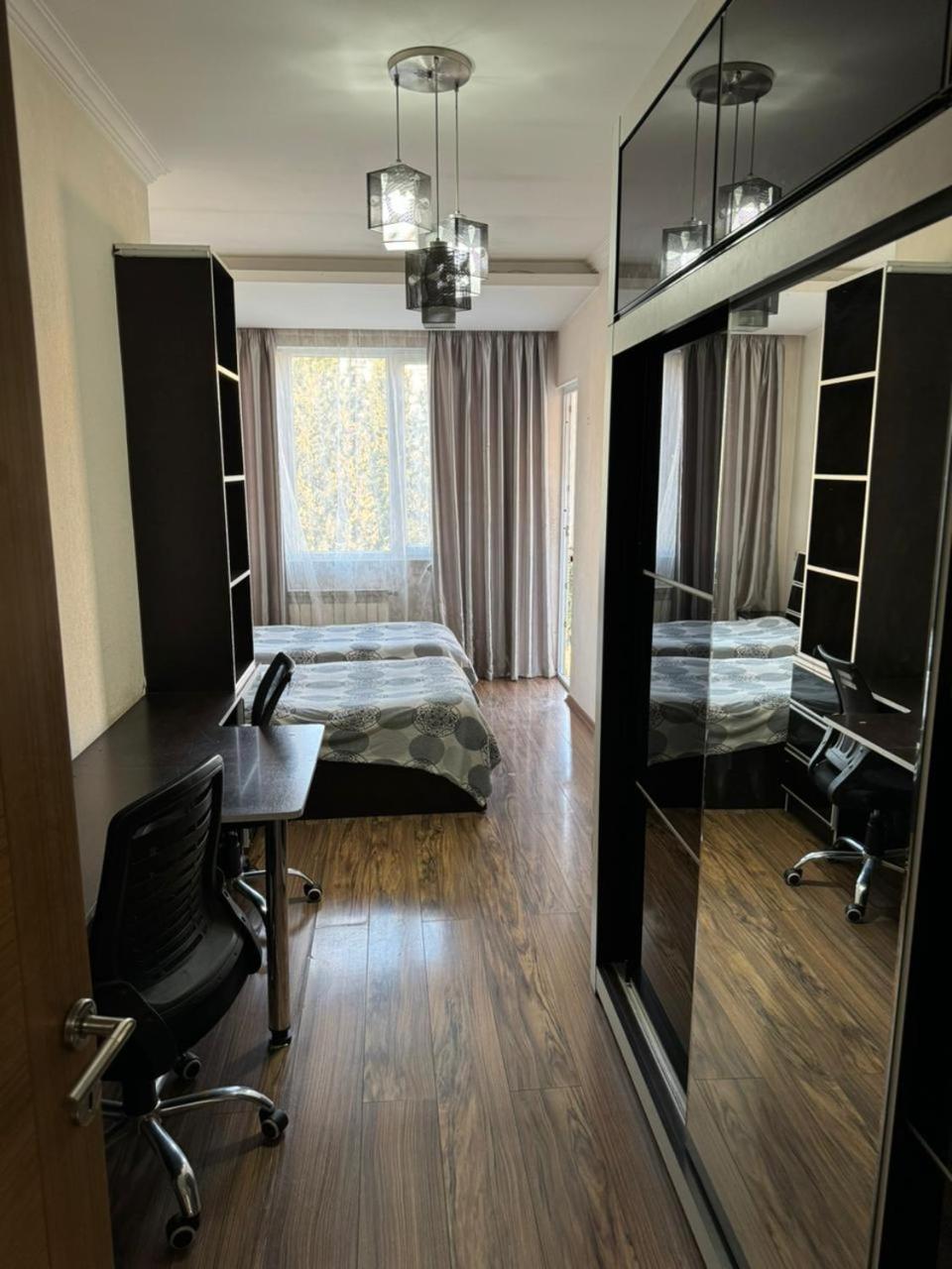 Apartment Kostava str with free parking view 3