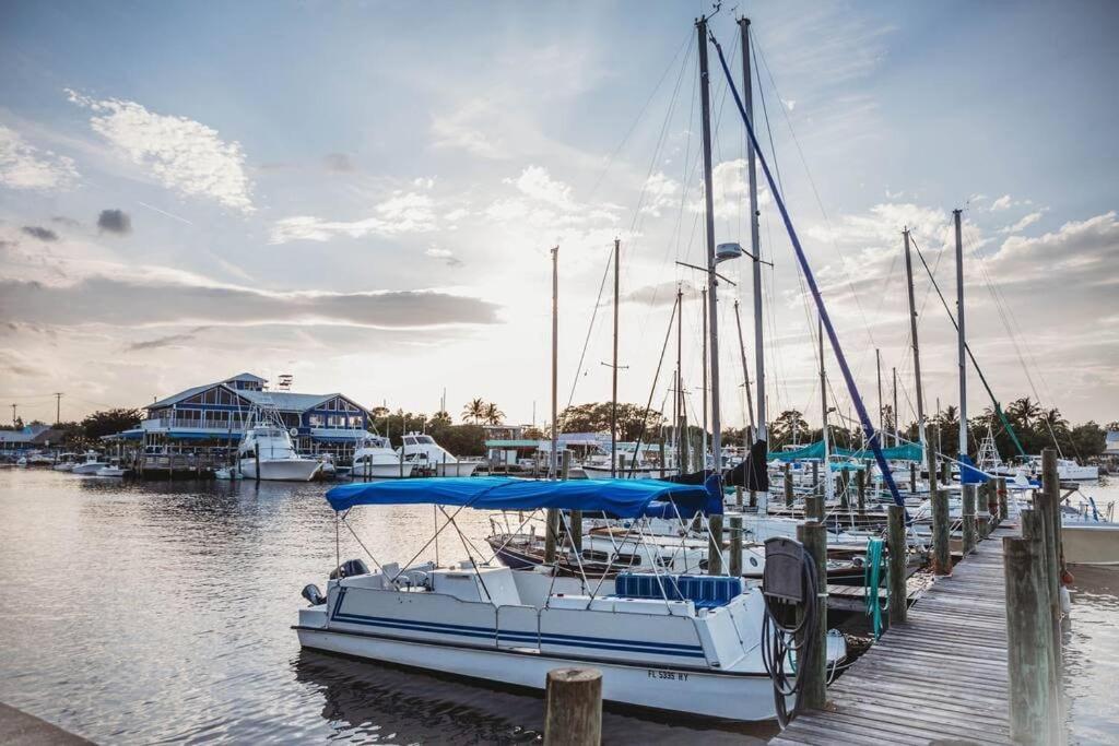 Sailfish Suites 2 - pet friendly & waterfront view 3