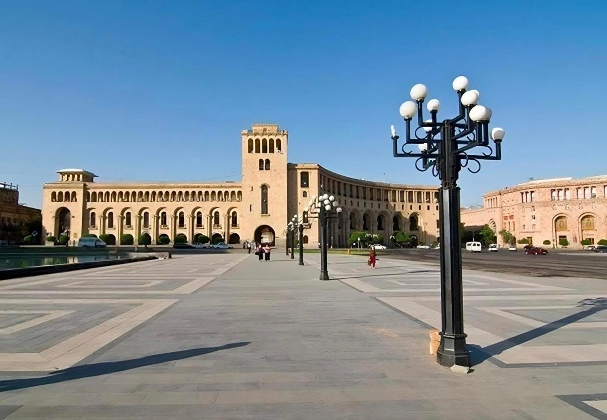 1 BDR Apartment in center Yerevan
