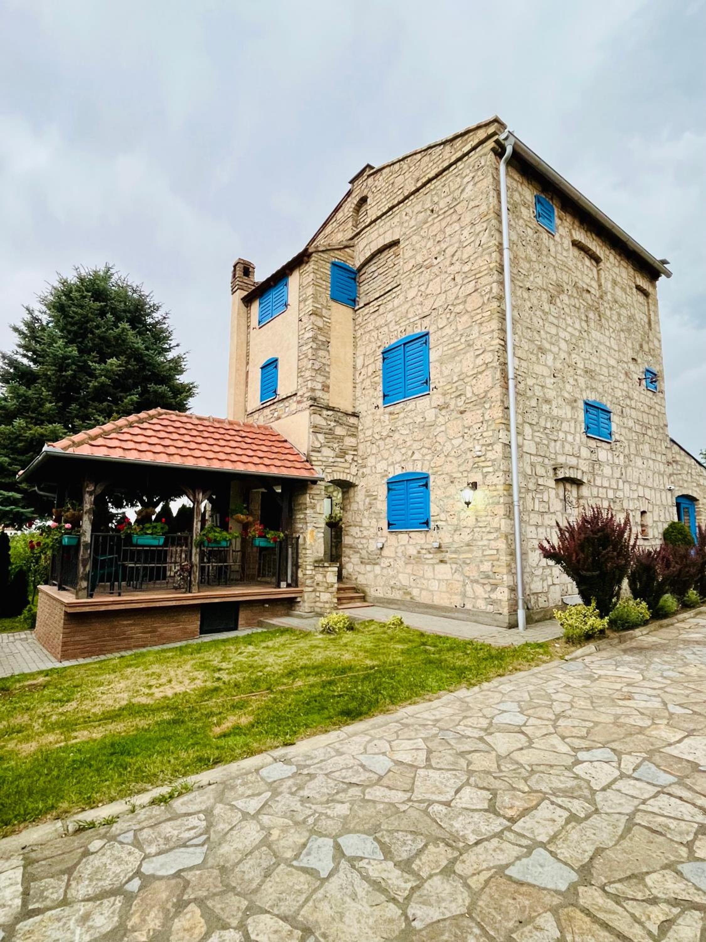 Stone villa in Fruška gora