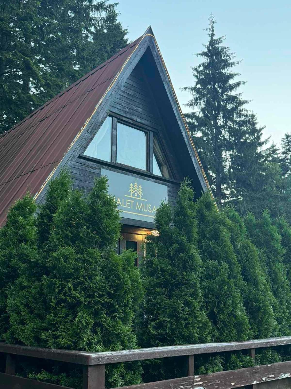 Chalet Musala Borovets by BookVillaBG