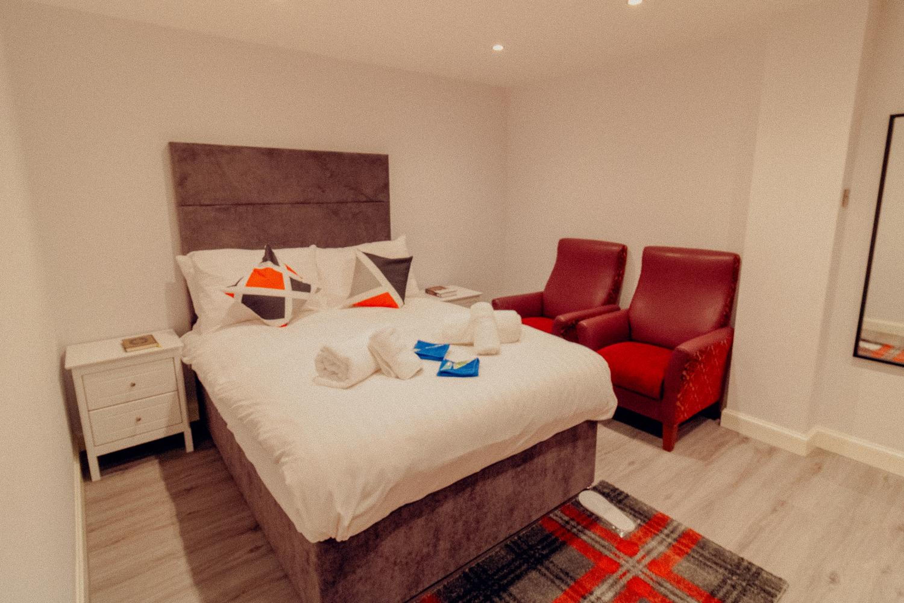 Mayfield Suites