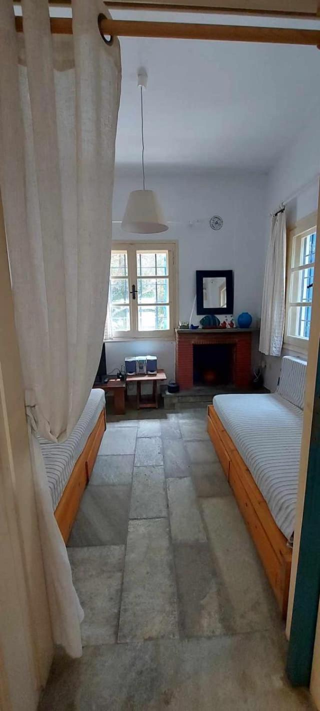 Beach House Paou view 4