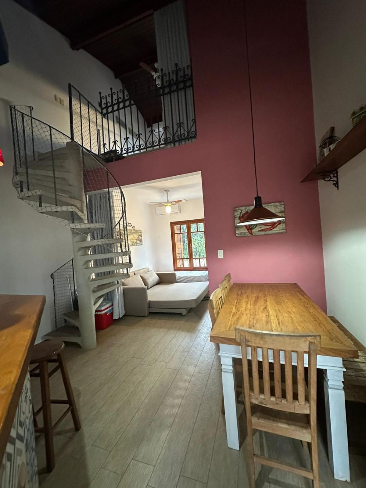Novo Duplex em condomínio com piscina Juquehy
