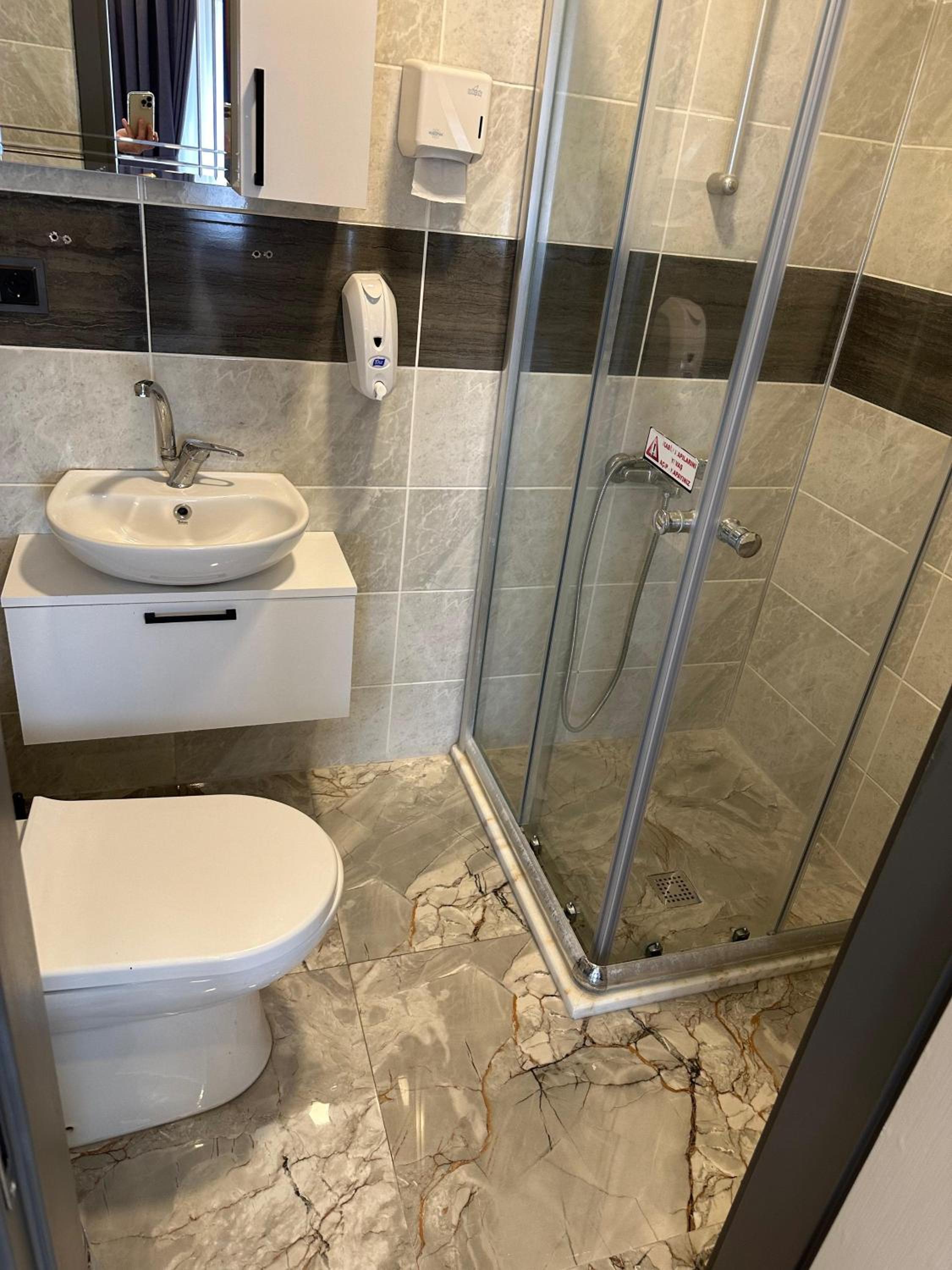 Photo 18