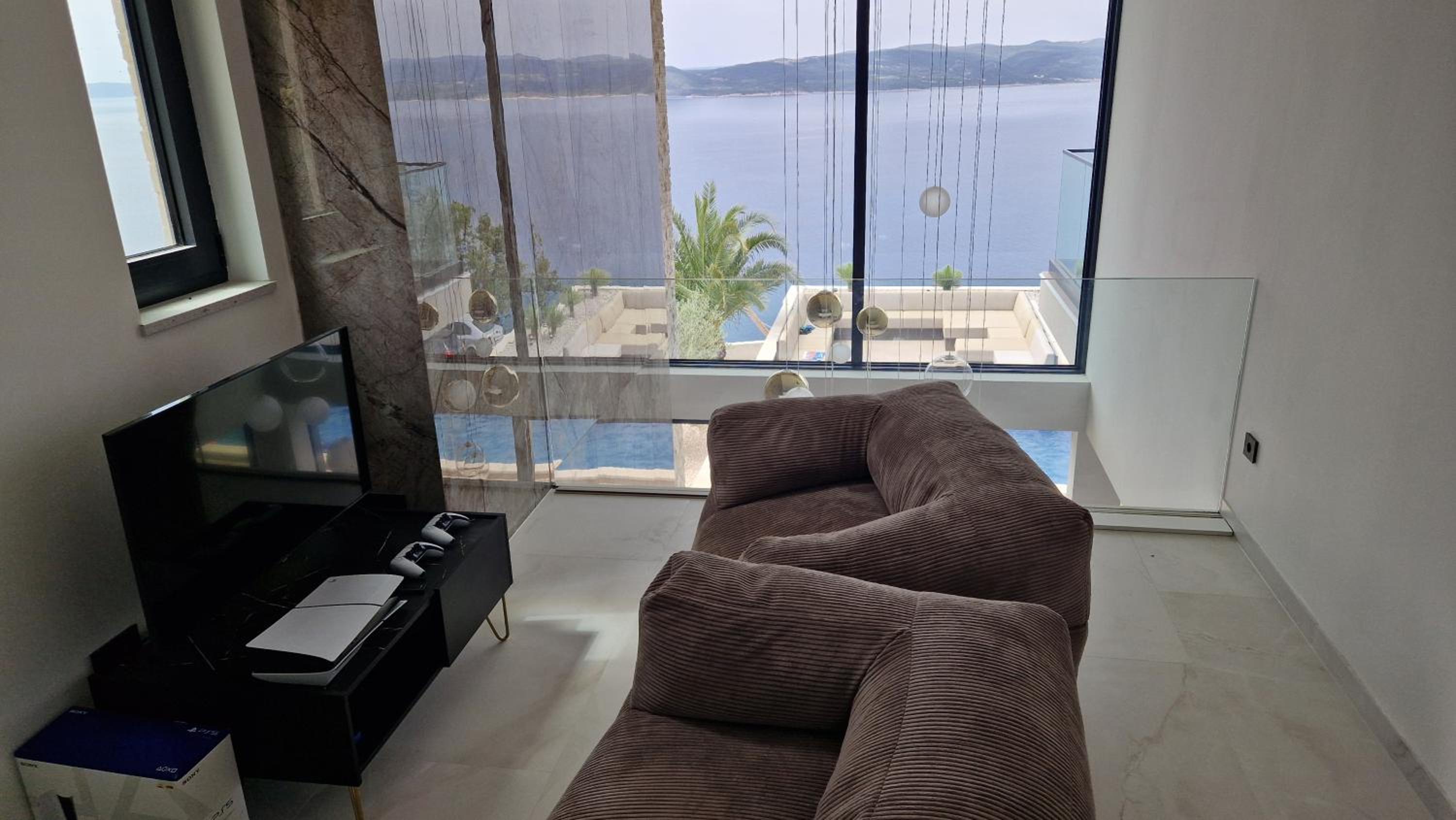 Luxury Villa Hedonia