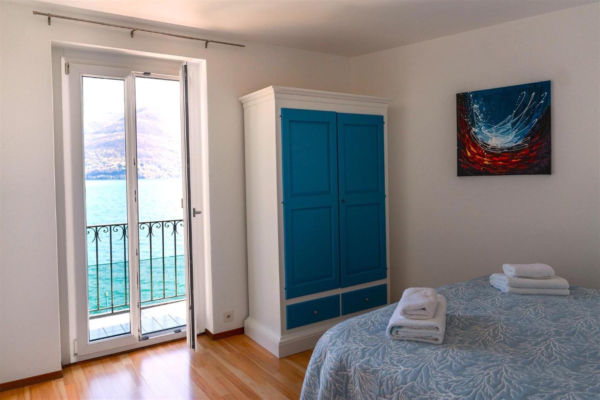 Casa al Lago - Lakefront two-storey apartment on Lake Promenade