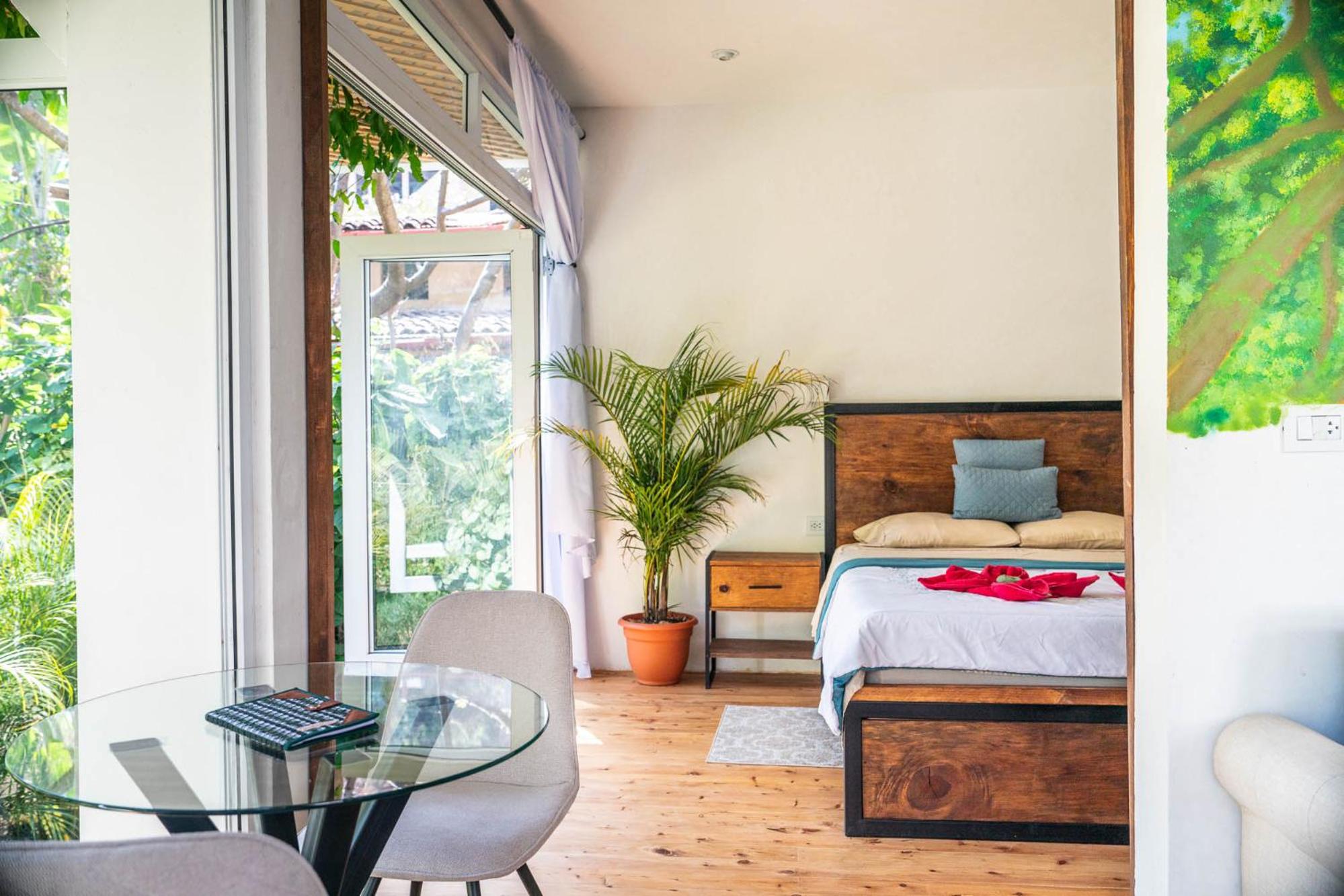 Sarnai Atitlan