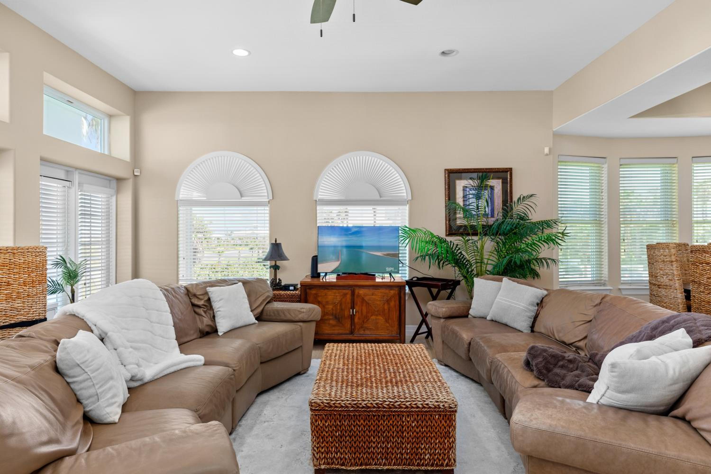 Villakar Home view 4