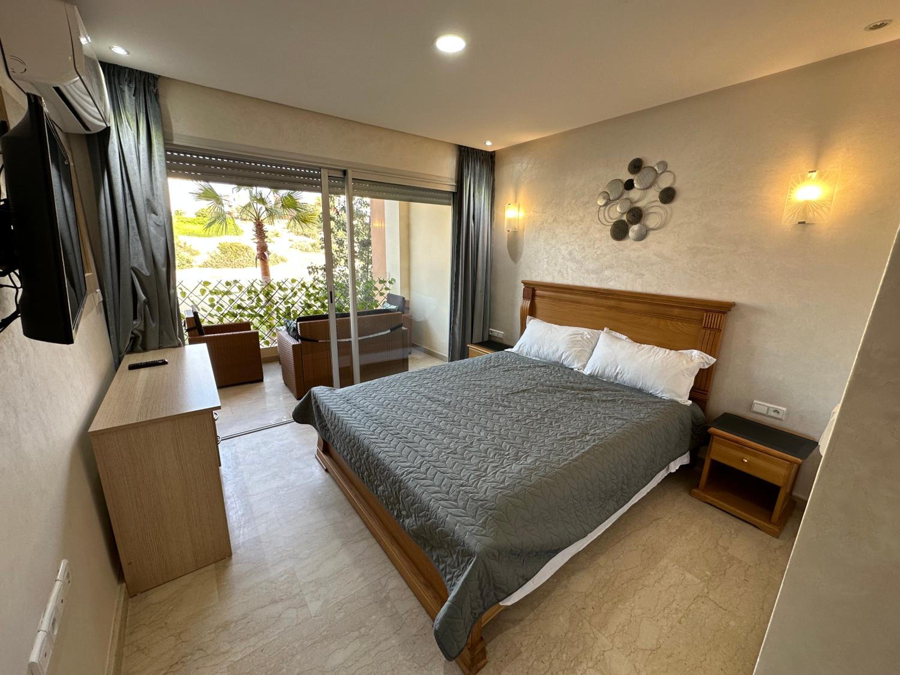 Appartement pied dans l’eau plage imi ouadar view 2