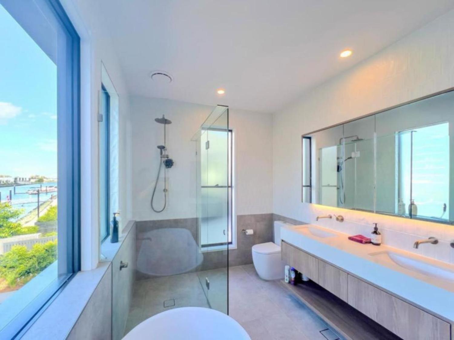 Tranquil Waterside Elegance