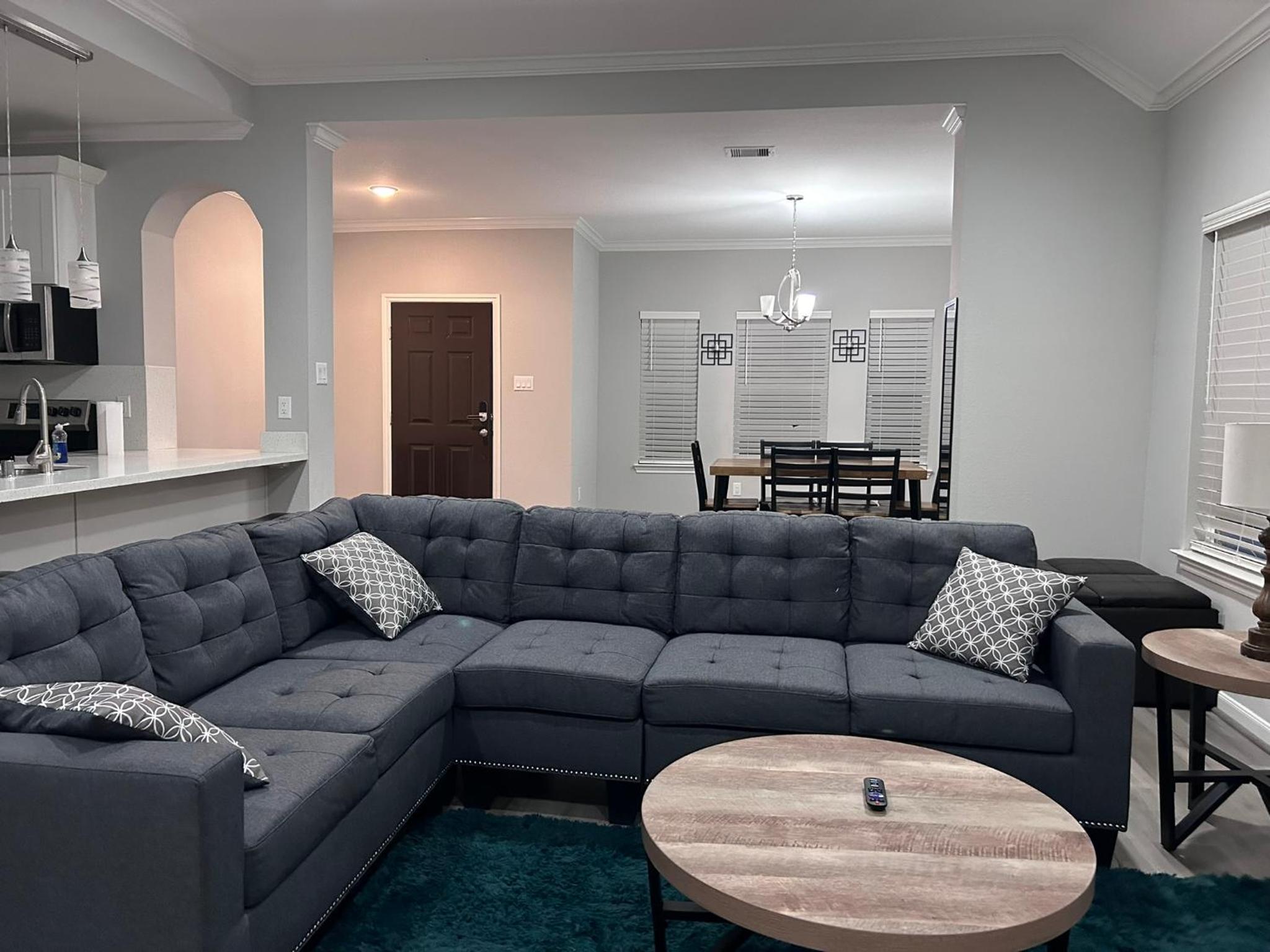 Stunning 3BR Home Near Downtown Houston - Sleeps 8 view 5