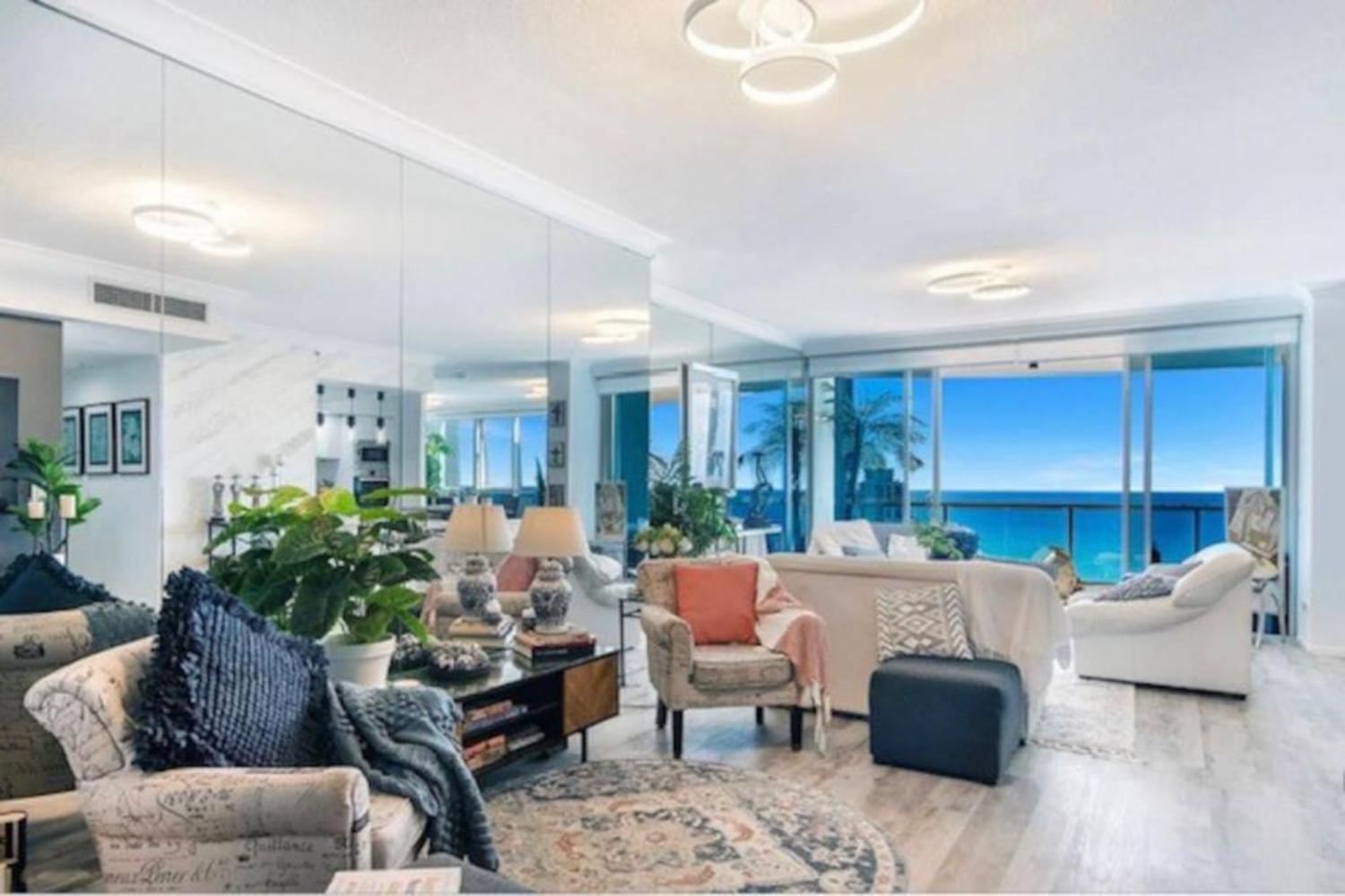 NOTINUSEOceanview Luxury Level 36 Couple Oasis