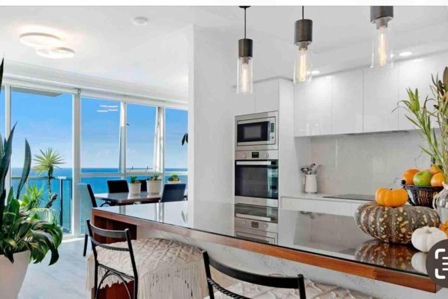 NOTINUSEOceanview Luxury Level 36 Couple Oasis