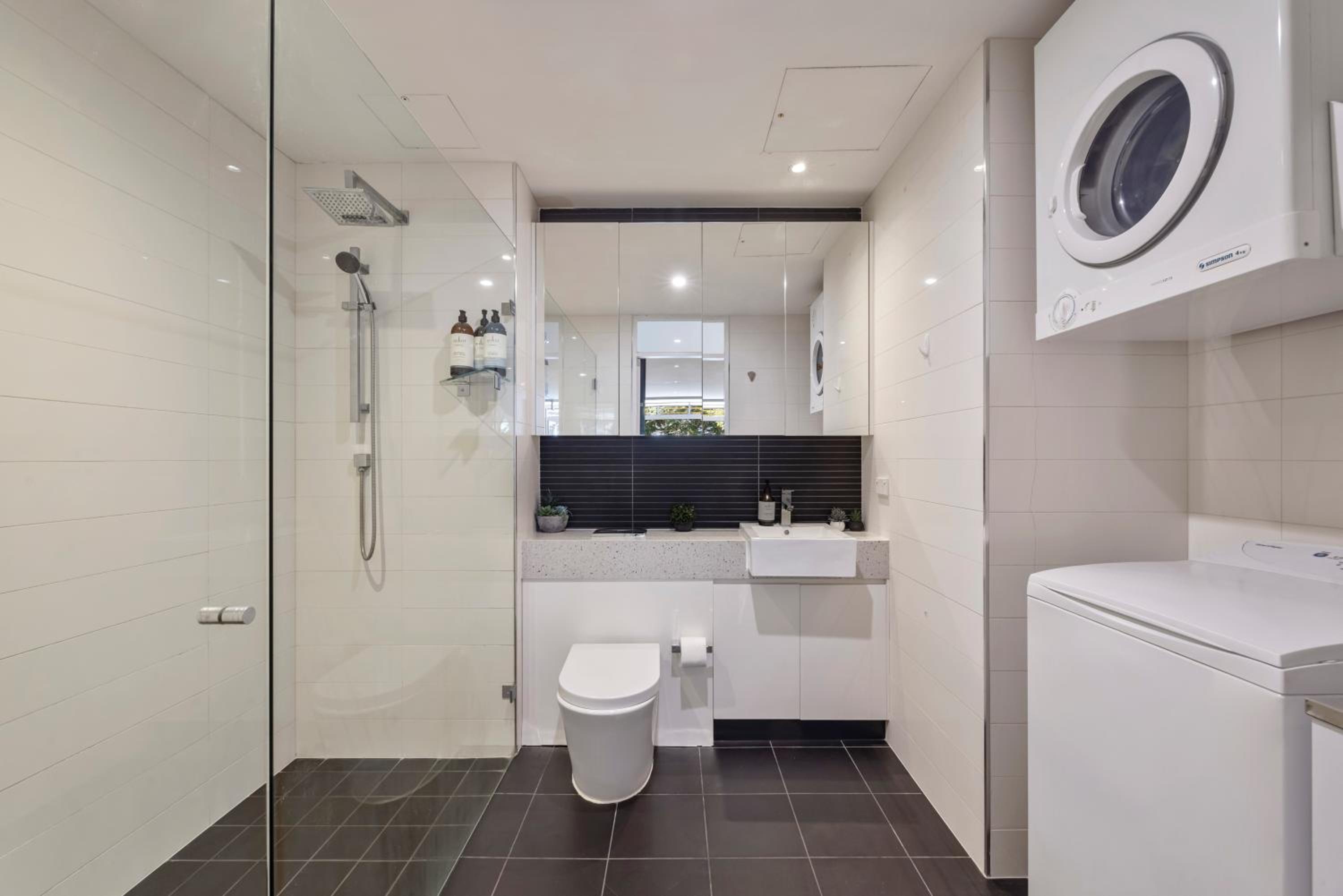 Cozy Modern Peaceful CityPad - Balcony AC Laundry