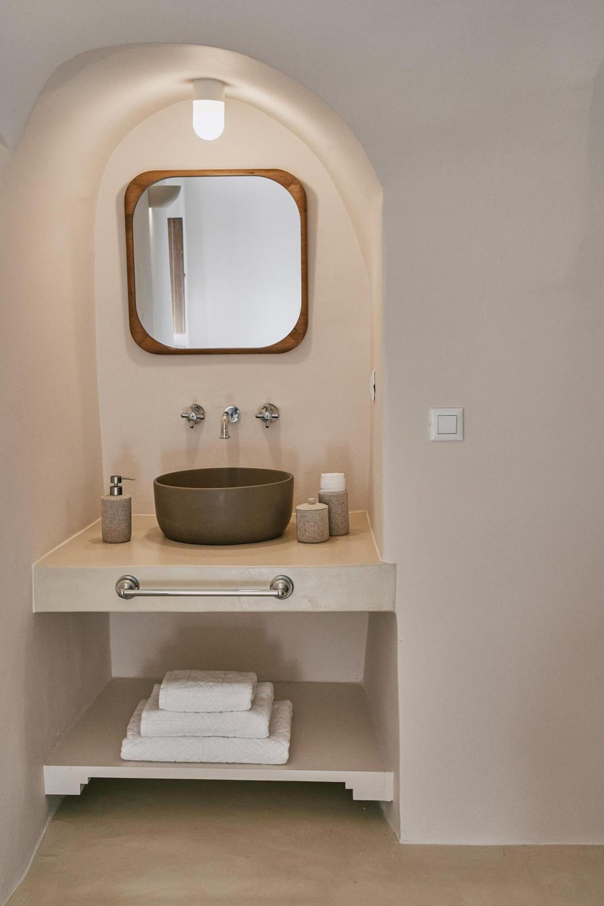 Oia Vacations - The Mill Haven Santorini - Property Image 13