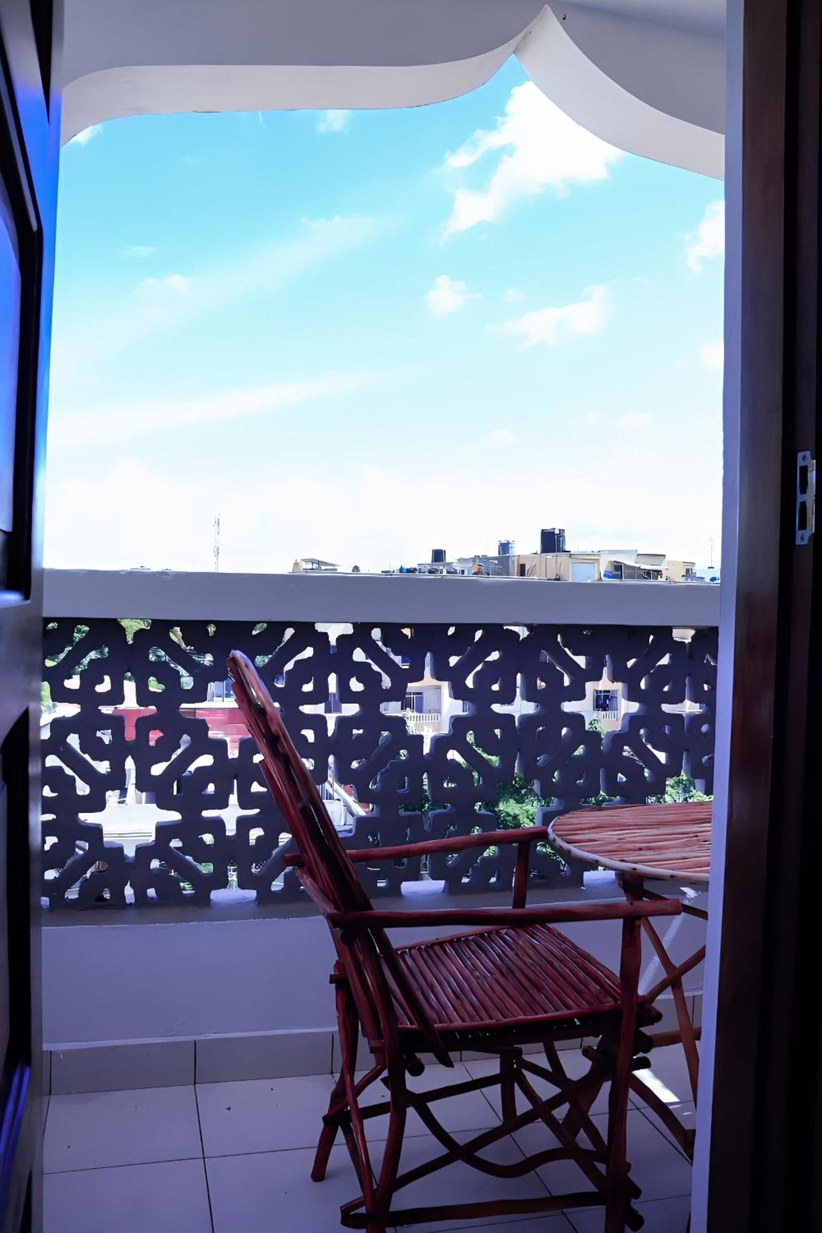 Keshie's Holiday Homes welcomes you to a Beautifully Furnished 2BR Apartment