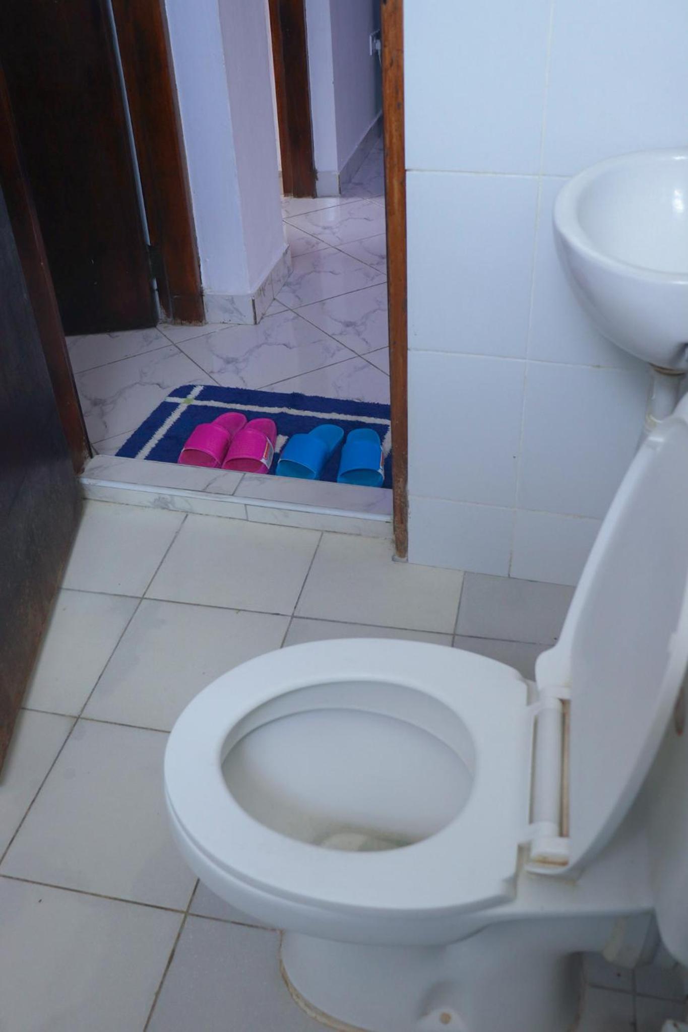 Keshie's Holiday Homes welcomes you to a Beautifully Furnished 2BR Apartment