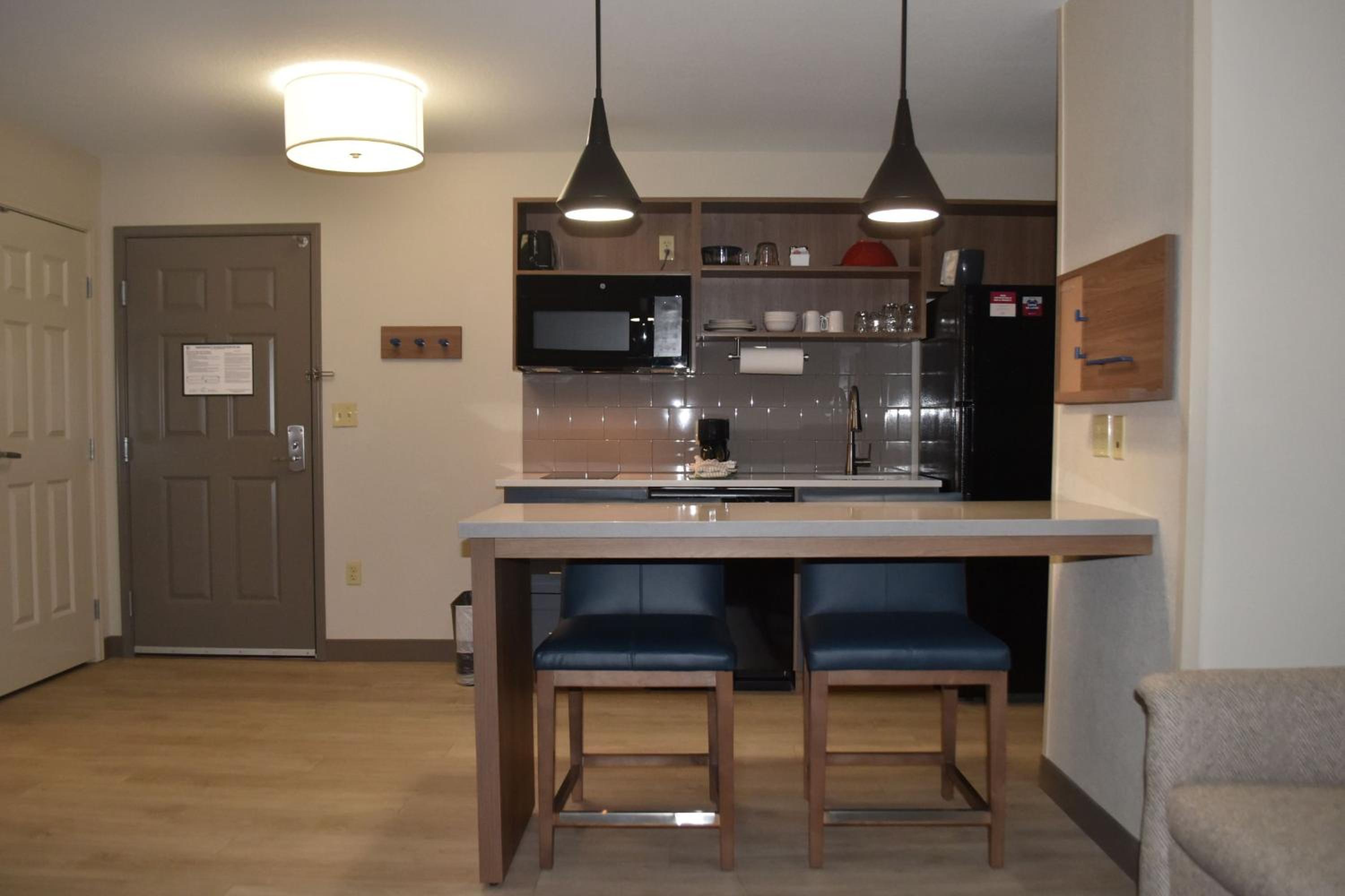 Candlewood Suites Fayetteville by IHG