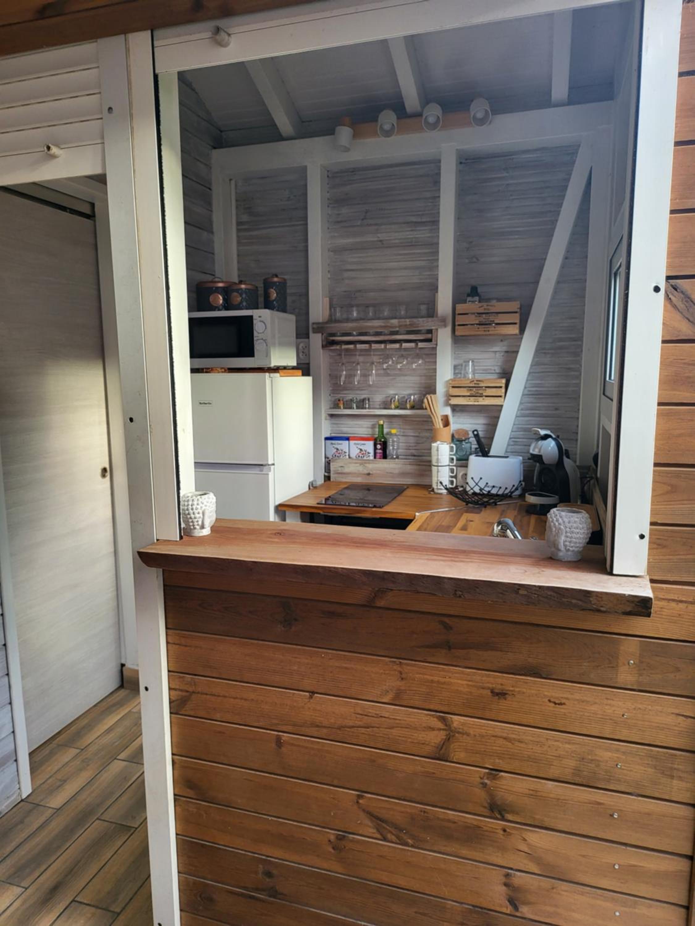 Bungalow chez Séve et Savi avec jacuzi
