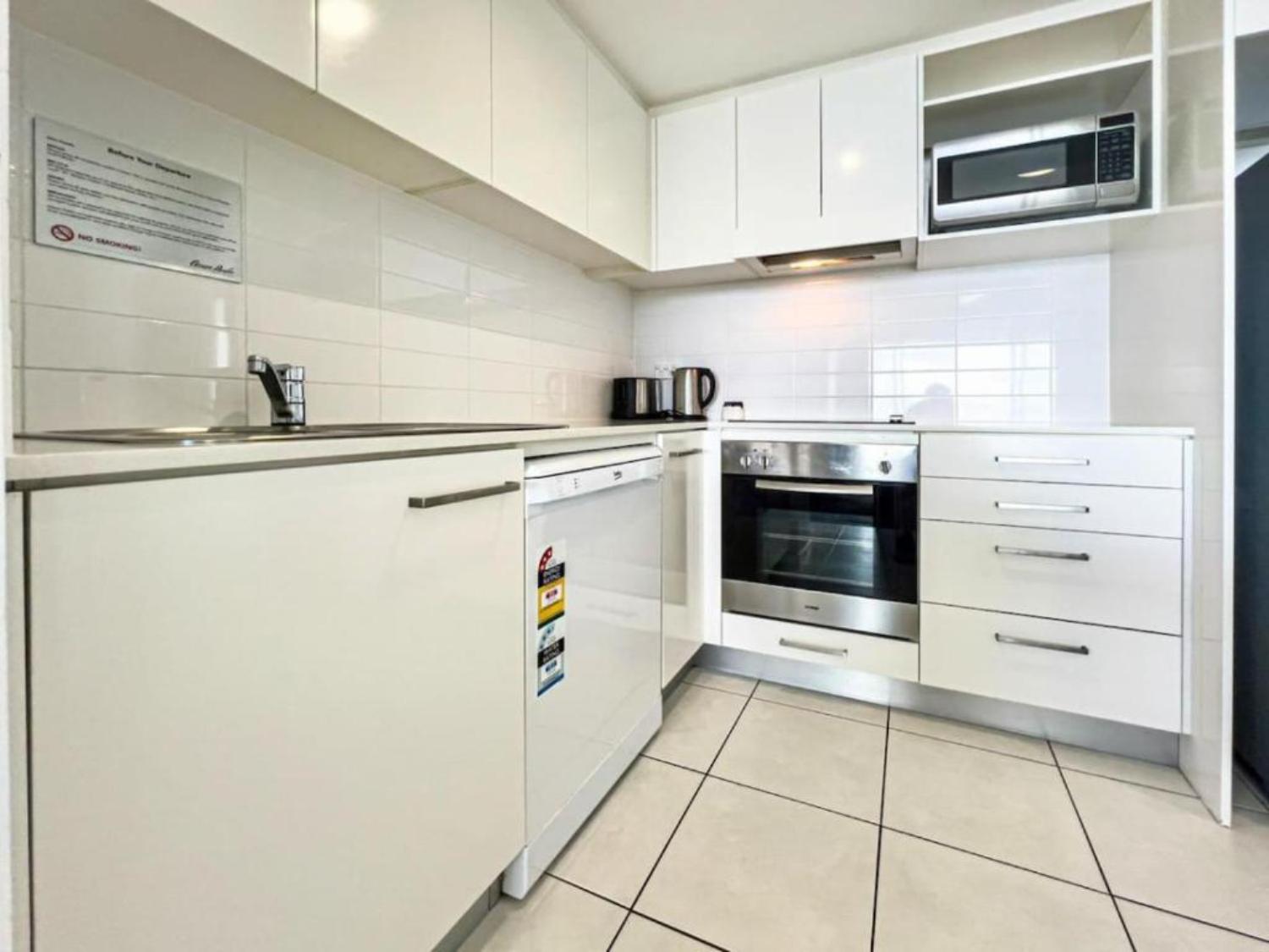 Ocean Whisper Broadbeach